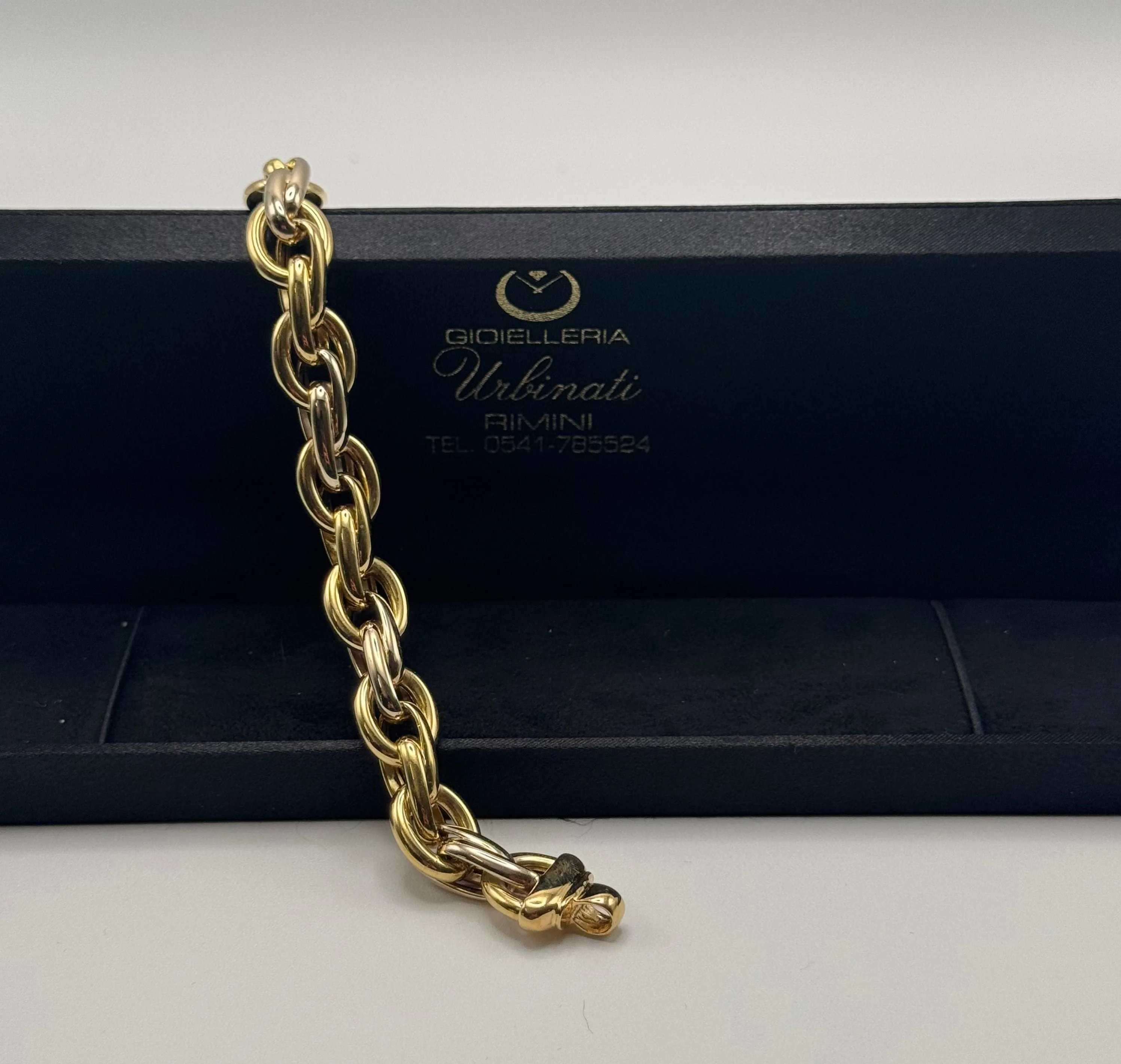 Bracelet vintage en or 18 carats sold by 58 Facettes product image thumbnail 3