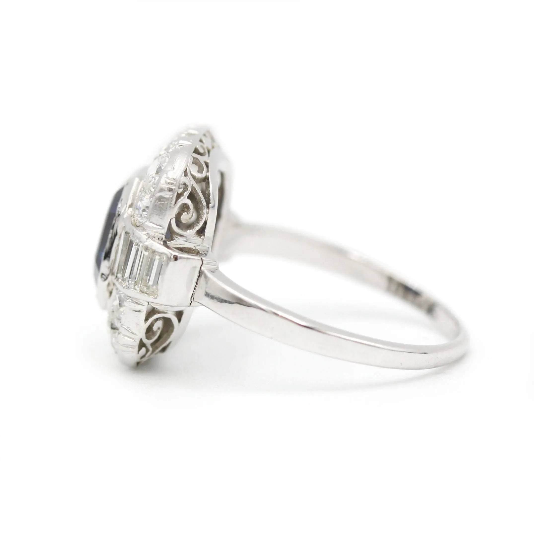 Bague - Platine, Diamants & Saphir sold by 58 Facettes product image thumbnail 3