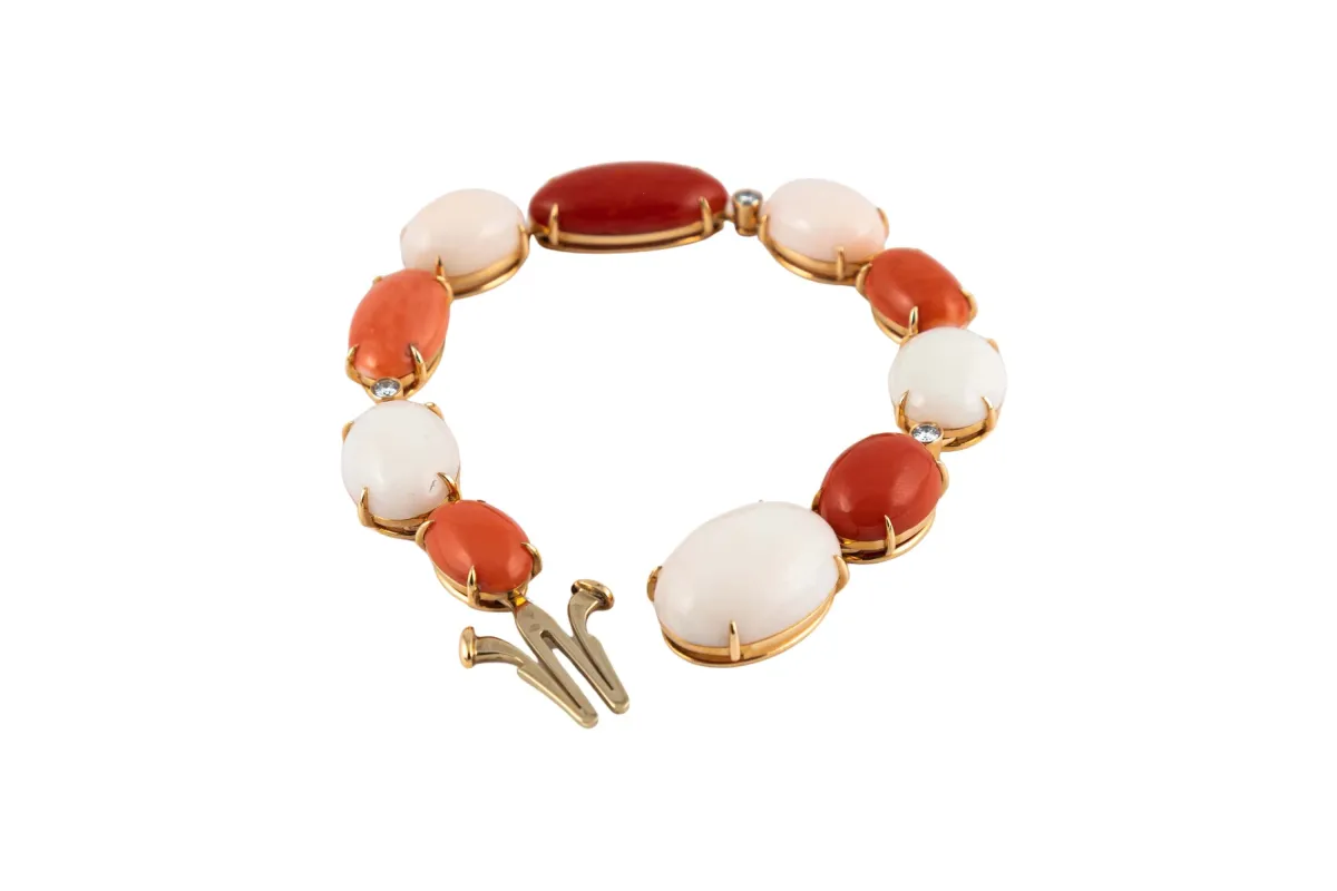 Bracelet corail rouge et rose pale sold by 58 Facettes