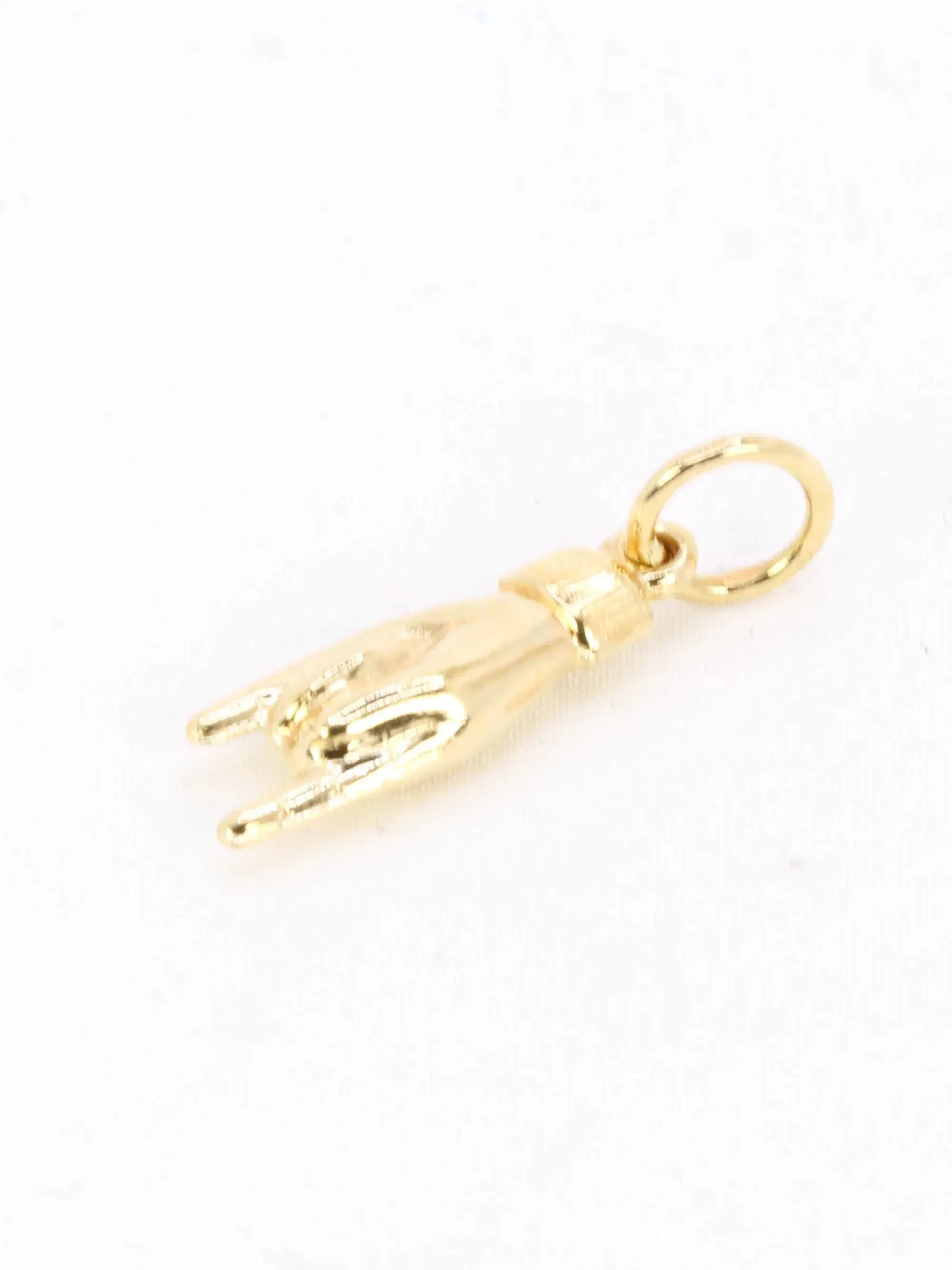 Pendentif Charms main signe des cornes or jaune sold by 58 Facettes product image thumbnail 4
