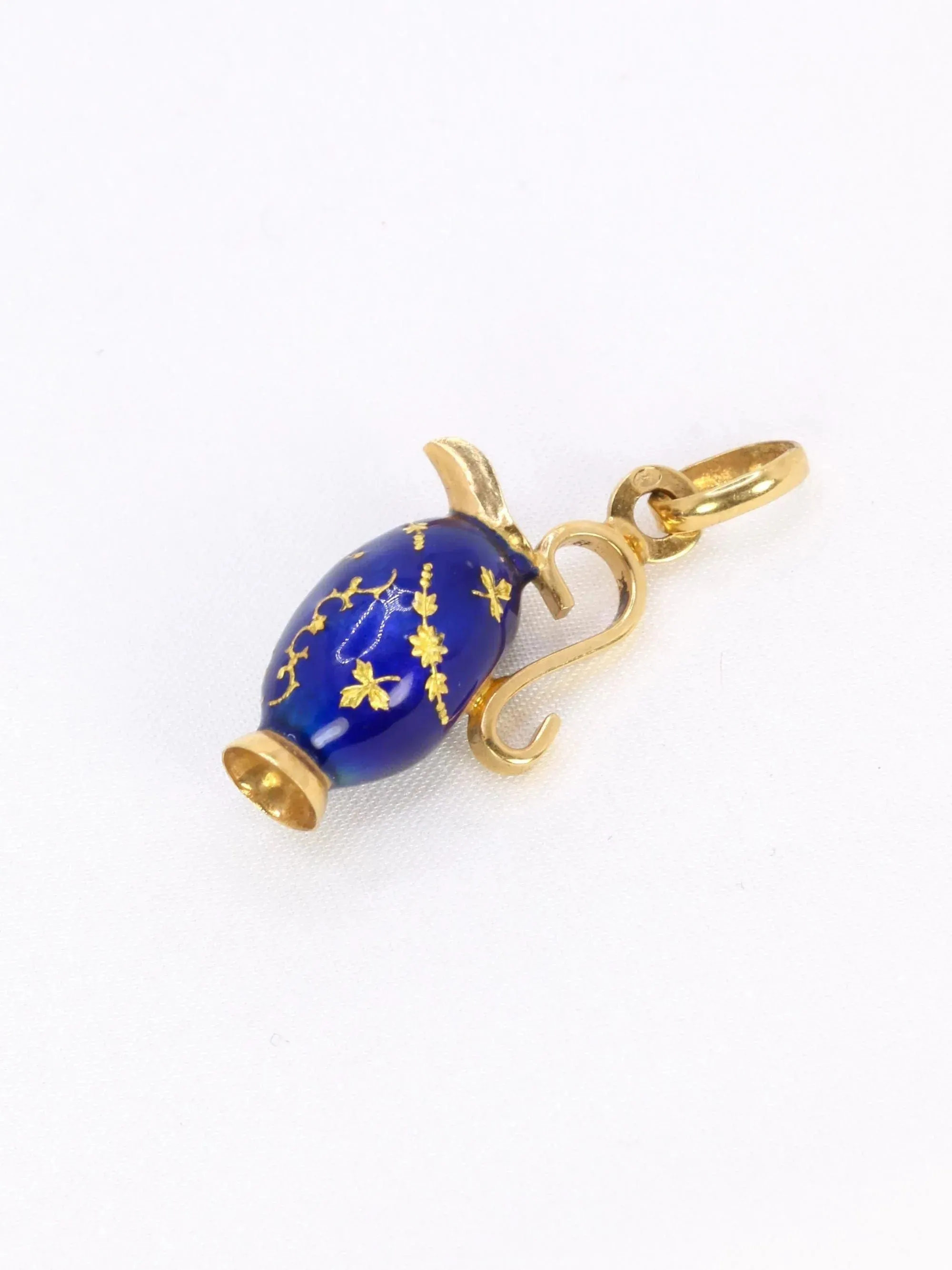 Pendentif charms vintage pichet or jaune émail bleu sold by 58 Facettes product image thumbnail 4