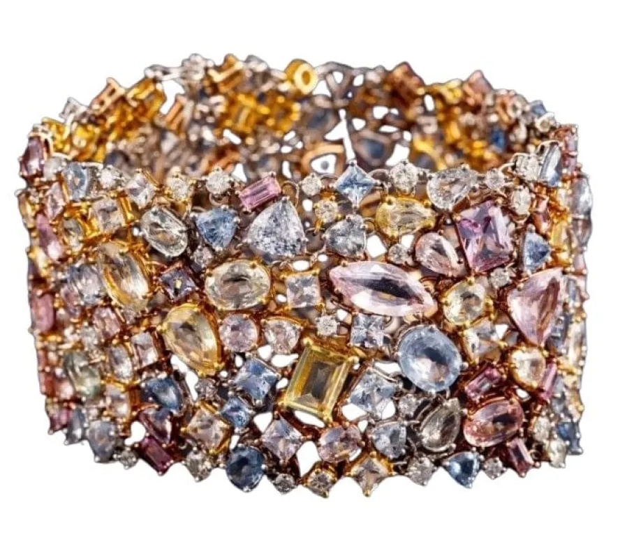 Bracelet dentelle serti de saphirs sold by 58 Facettes