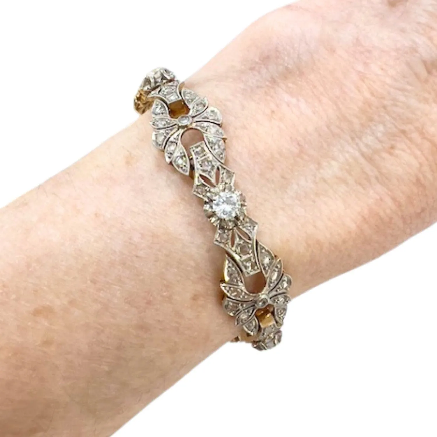 Bracelet design Art Déco en or jaune et platine avec diamants sold by 58 Facettes product image thumbnail 2