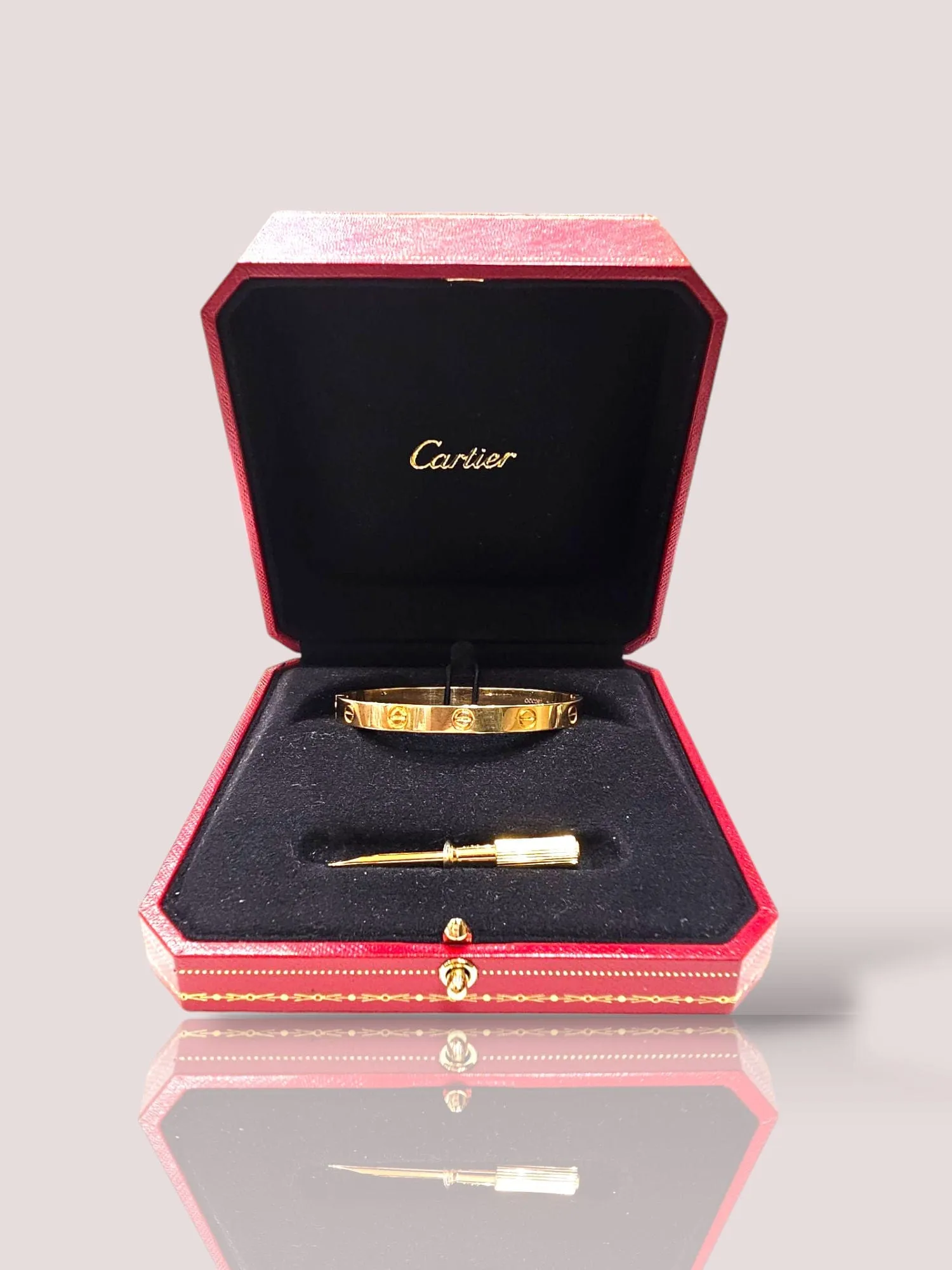 CARTIER - Bracelet Love en or jaune taille 17 sold by 58 Facettes product image thumbnail 3