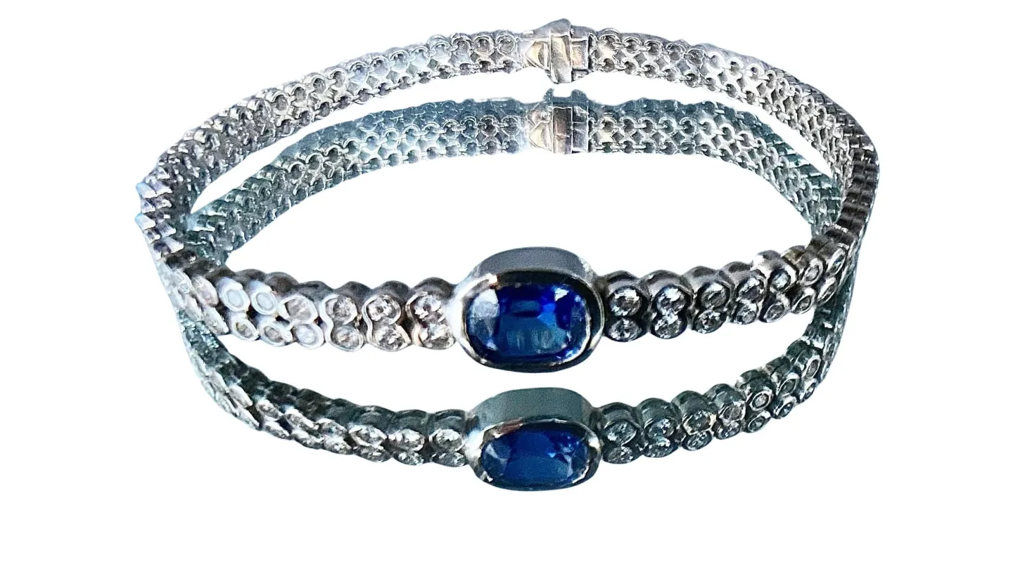 Bracelet or blanc saphir et brillants sold by 58 Facettes