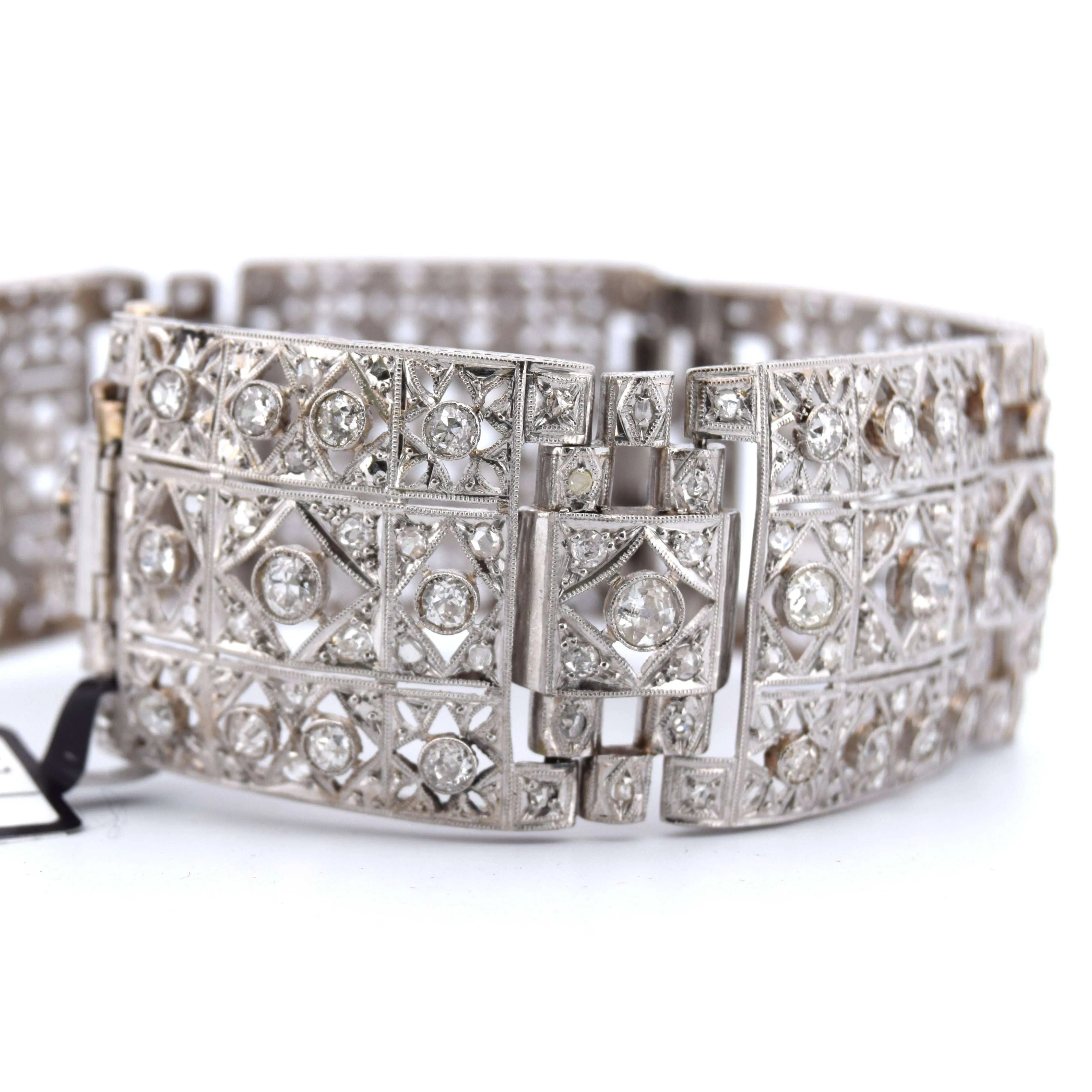 Bracelet Art Déco en platine et diamants sold by 58 Facettes product image thumbnail 5