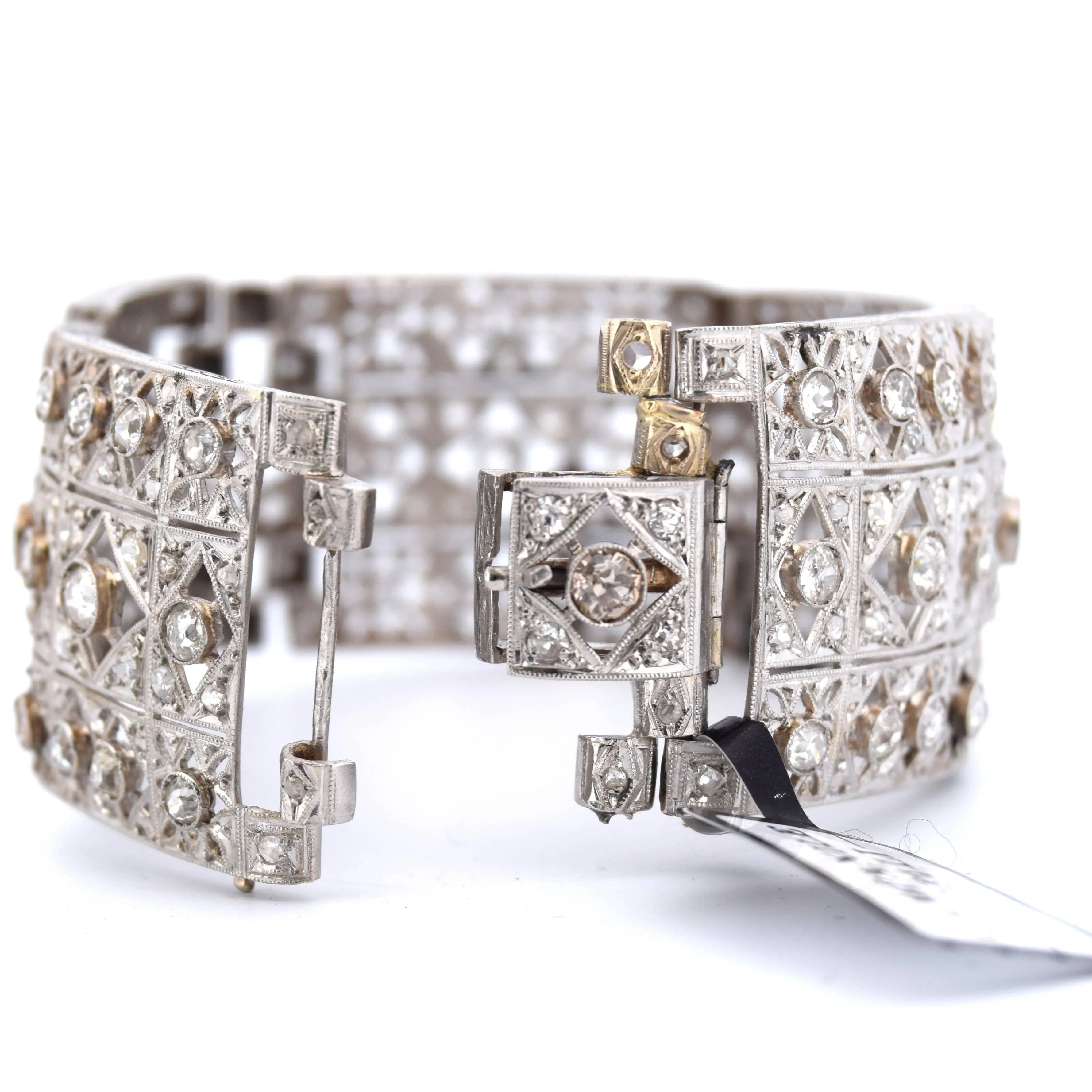 Bracelet Art Déco en platine et diamants sold by 58 Facettes product image thumbnail 4