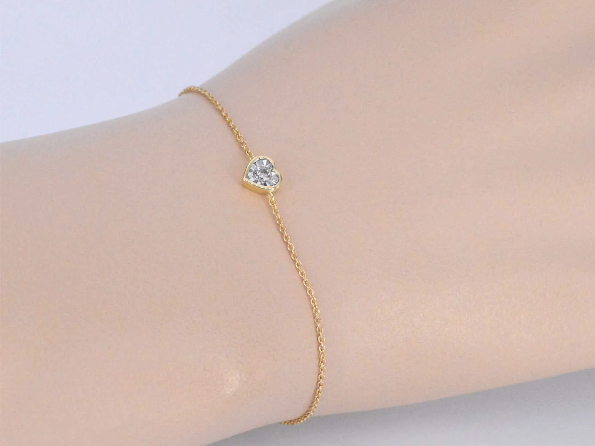 Bracelet en or avec cœur en diamant 0,10 carat sold by 58 Facettes product image thumbnail 2