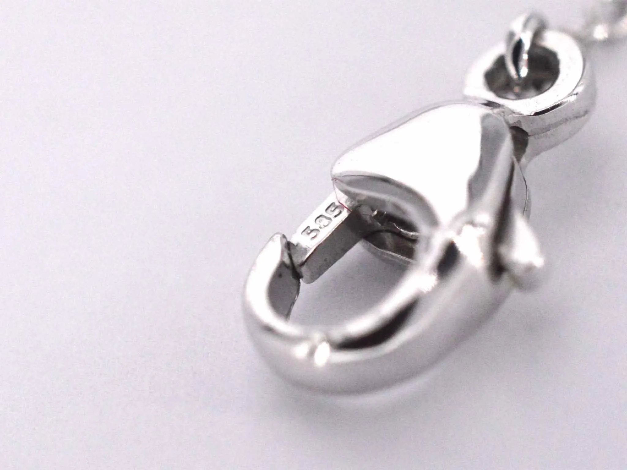 Bracelet en or blanc avec cœur en diamant 0,10 carat sold by 58 Facettes product image thumbnail 3