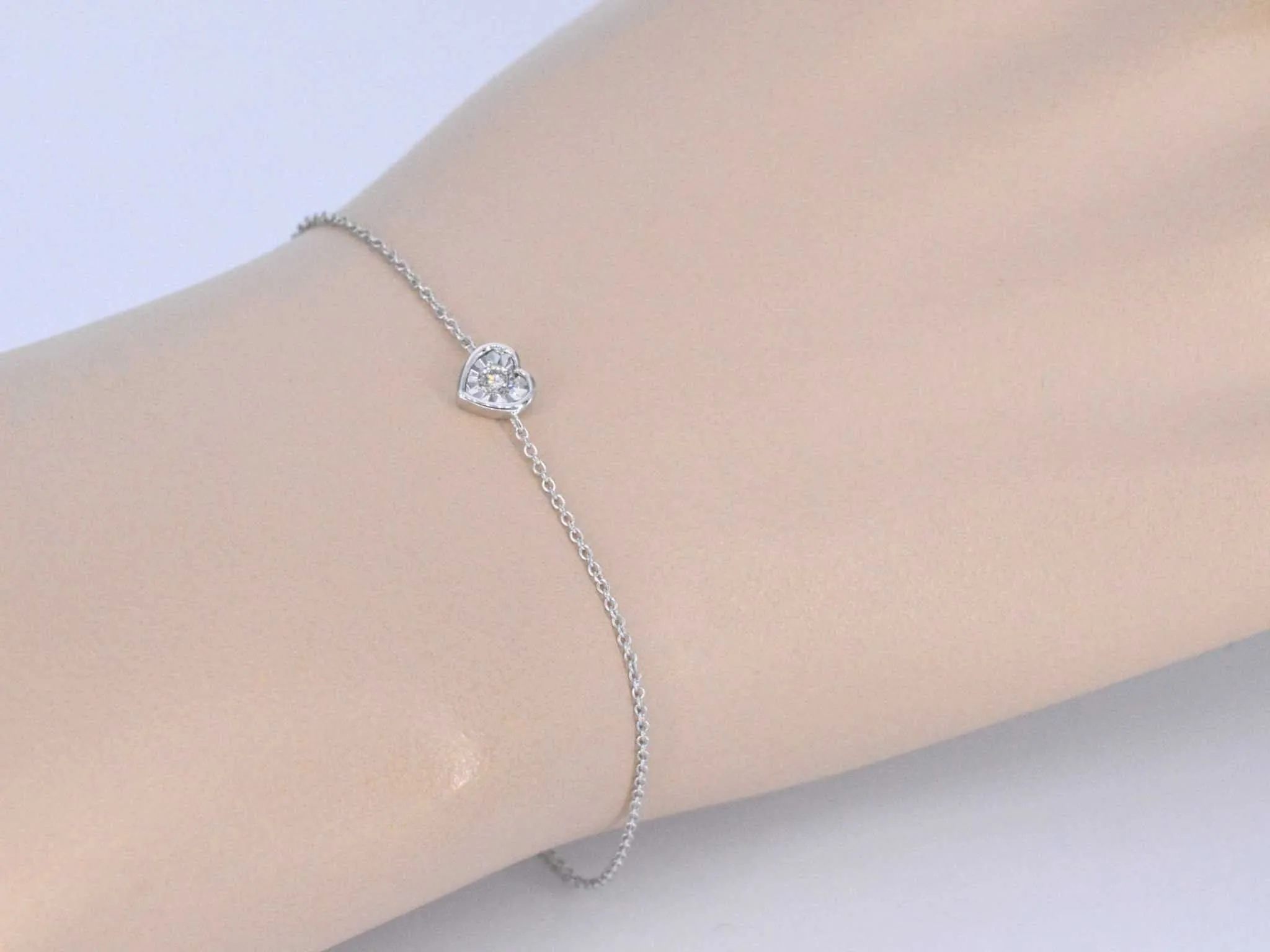 Bracelet en or blanc avec cœur en diamant 0,10 carat sold by 58 Facettes product image thumbnail 2