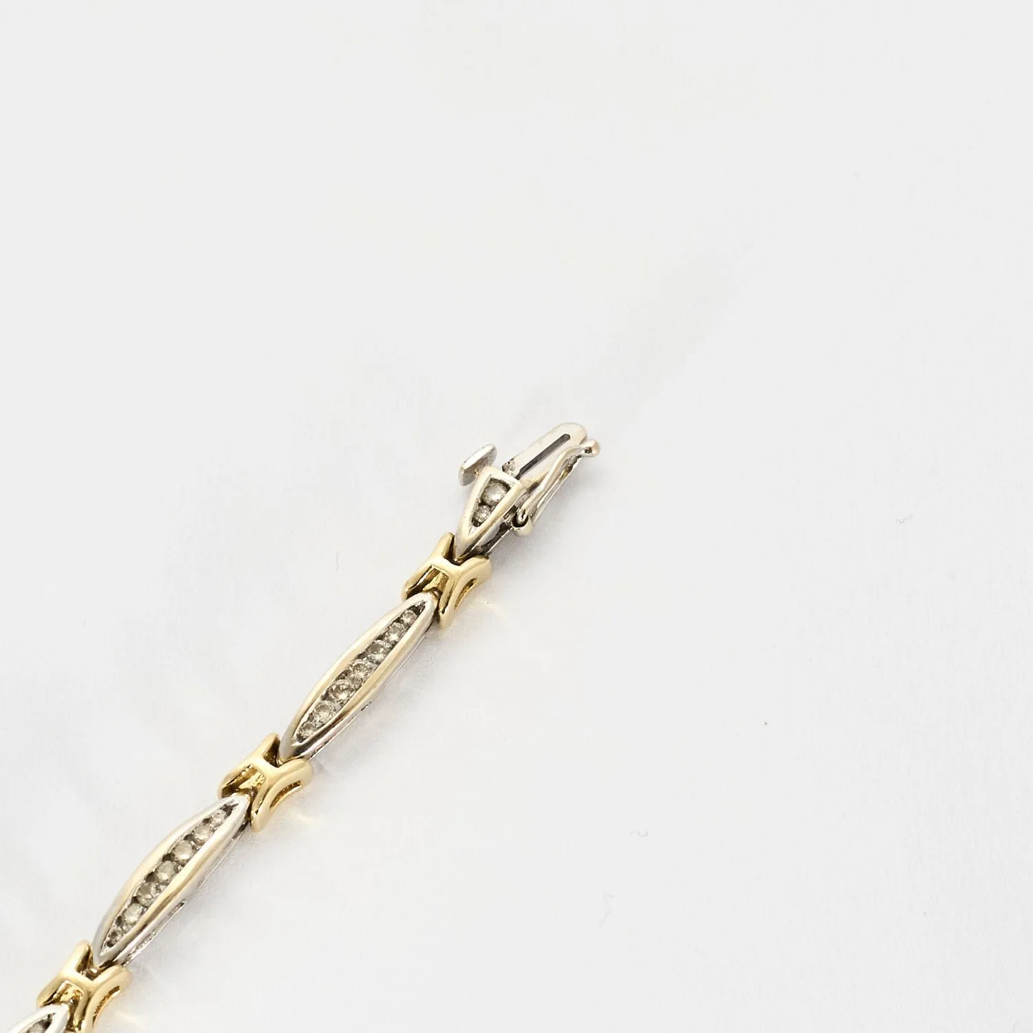 Bracelet or blanc et jaune, diamants sold by 58 Facettes product image thumbnail 3