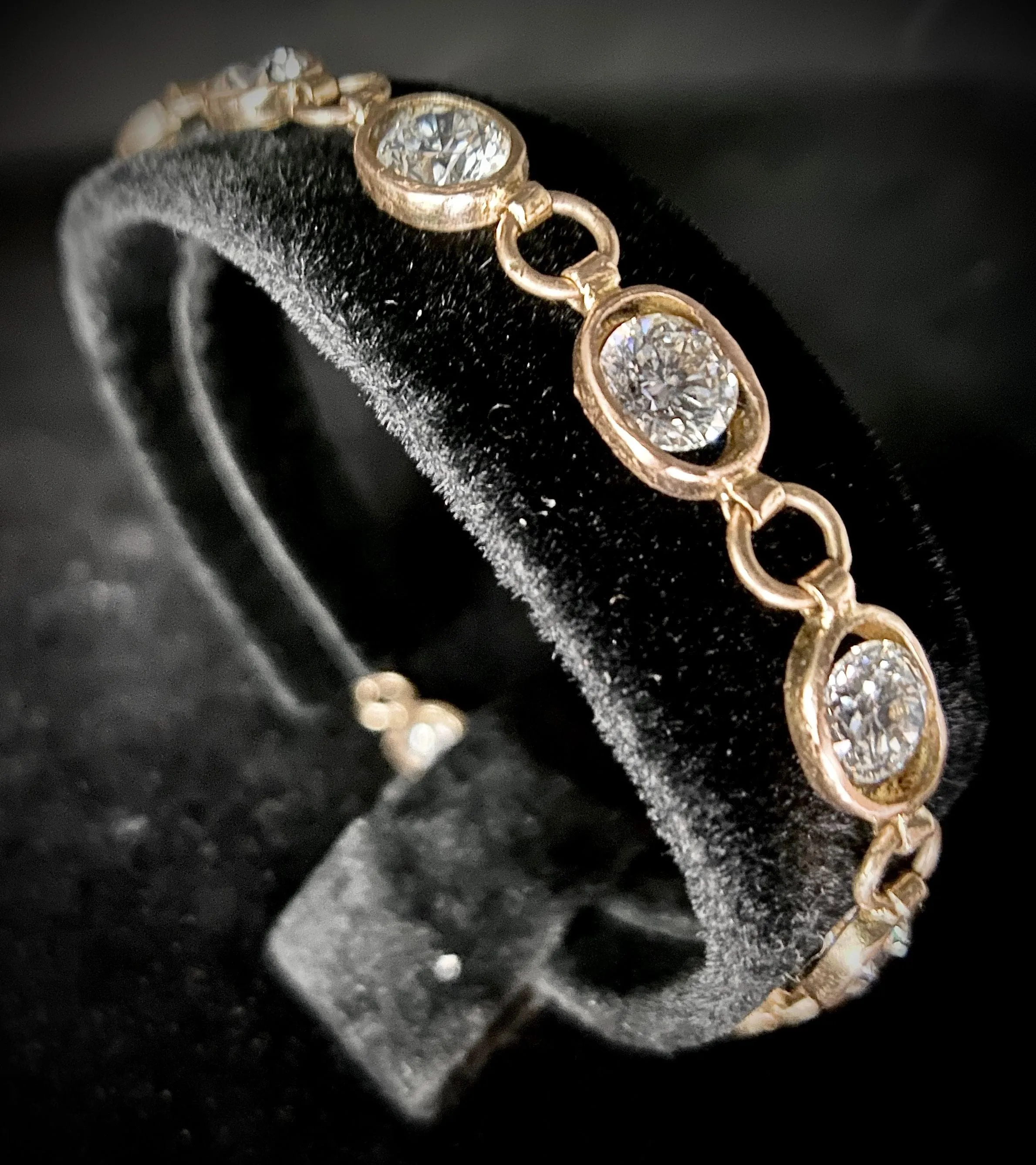 Bracelet maille ancienne, 13 diamants de 0,60 carat chacun sold by 58 Facettes product image thumbnail 5