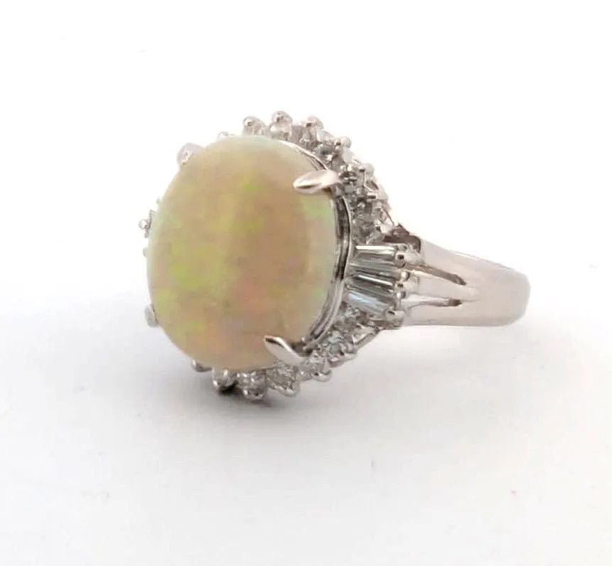 Bague en platine avec opale éthiopienne et diamants sold by 58 Facettes product image thumbnail 2