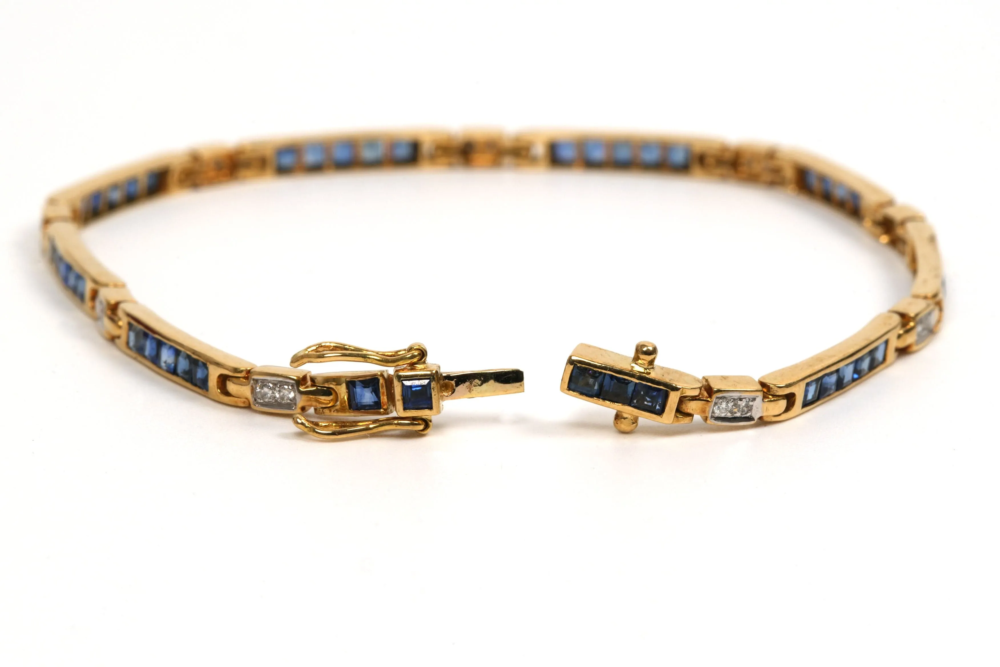 Bracelet contemporain or jaune, saphirs, diamants sold by 58 Facettes product image thumbnail 3