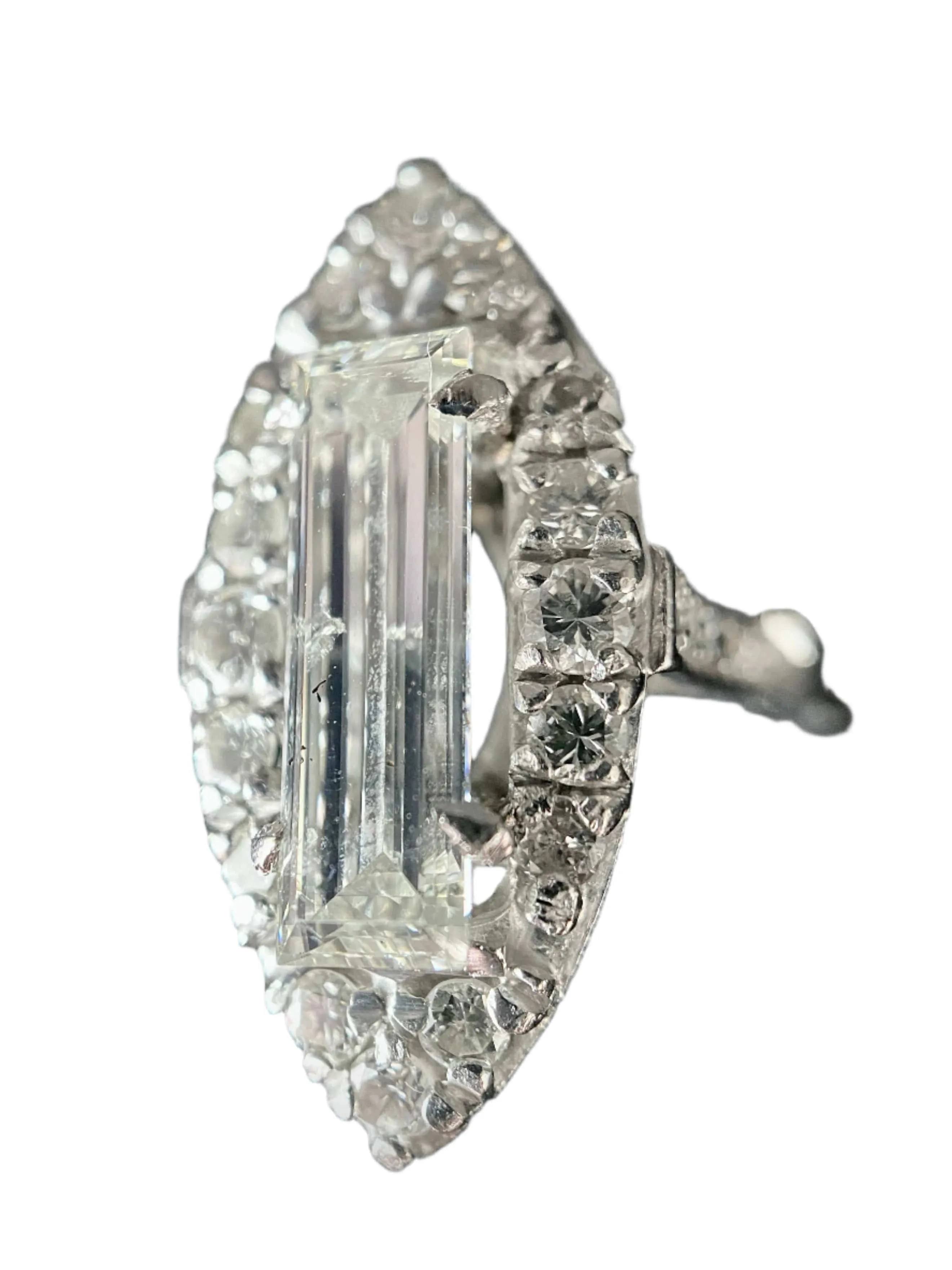 Bague marquise diamant 2 carats sold by 58 Facettes