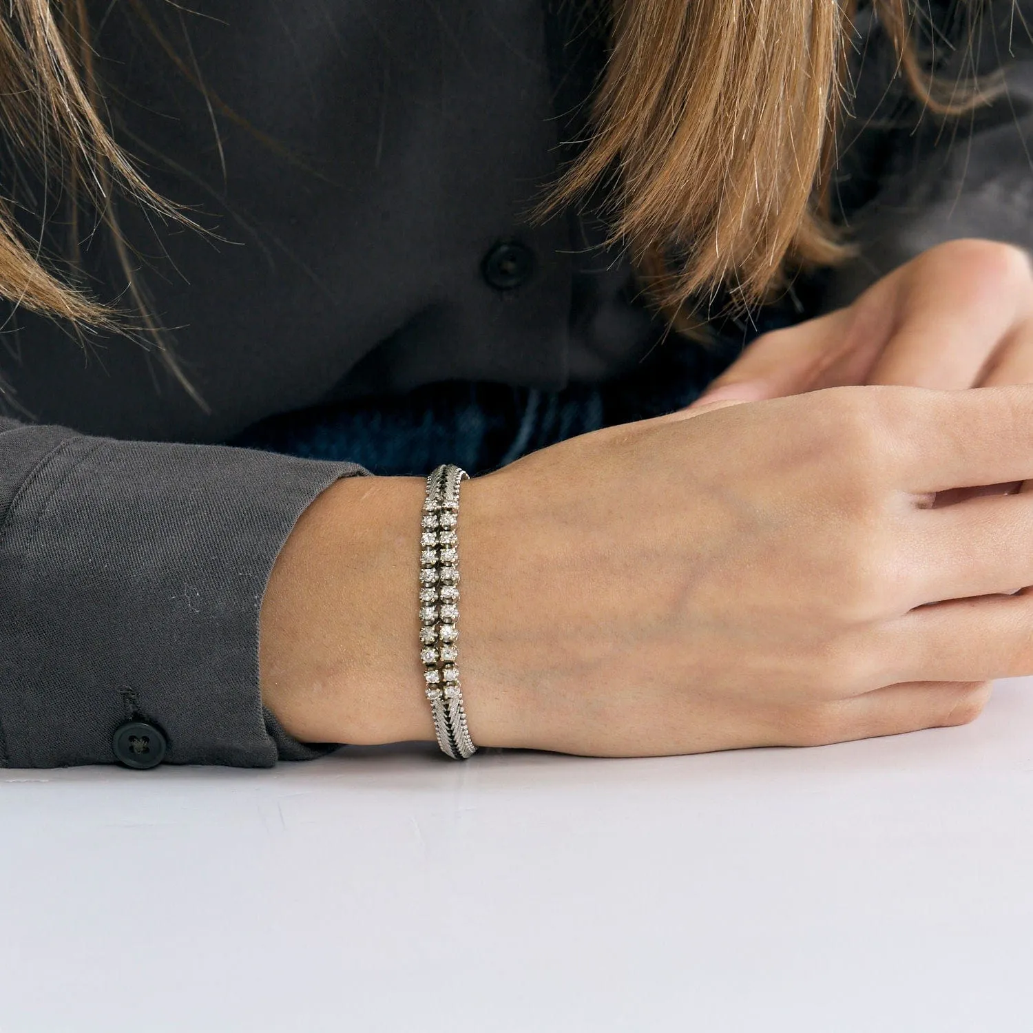 Bracelet années 60, or blanc et diamants sold by 58 Facettes product image thumbnail 2