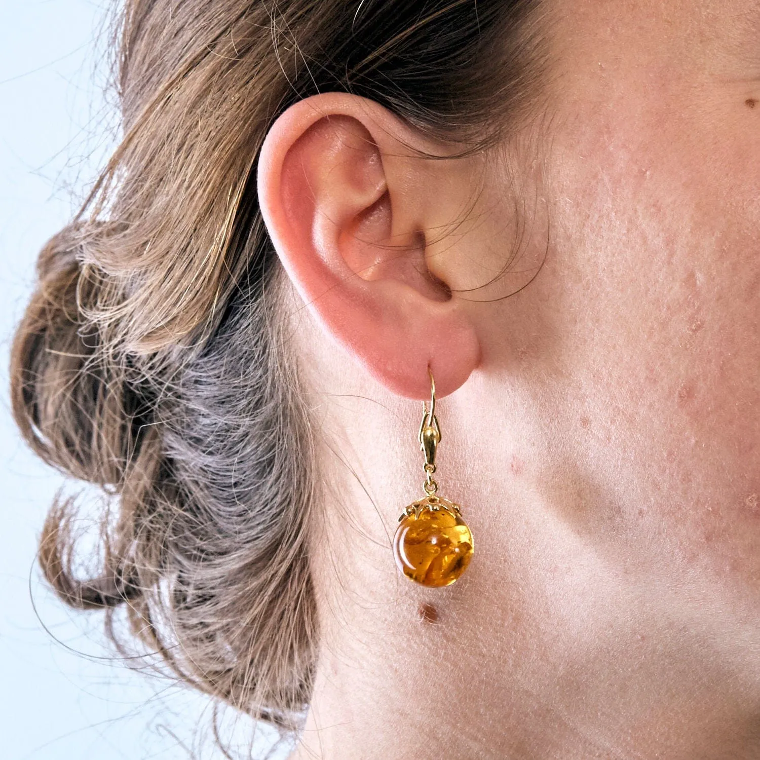 Boucles d'oreilles dormeuses or jaune et ambre sold by 58 Facettes product image thumbnail 2