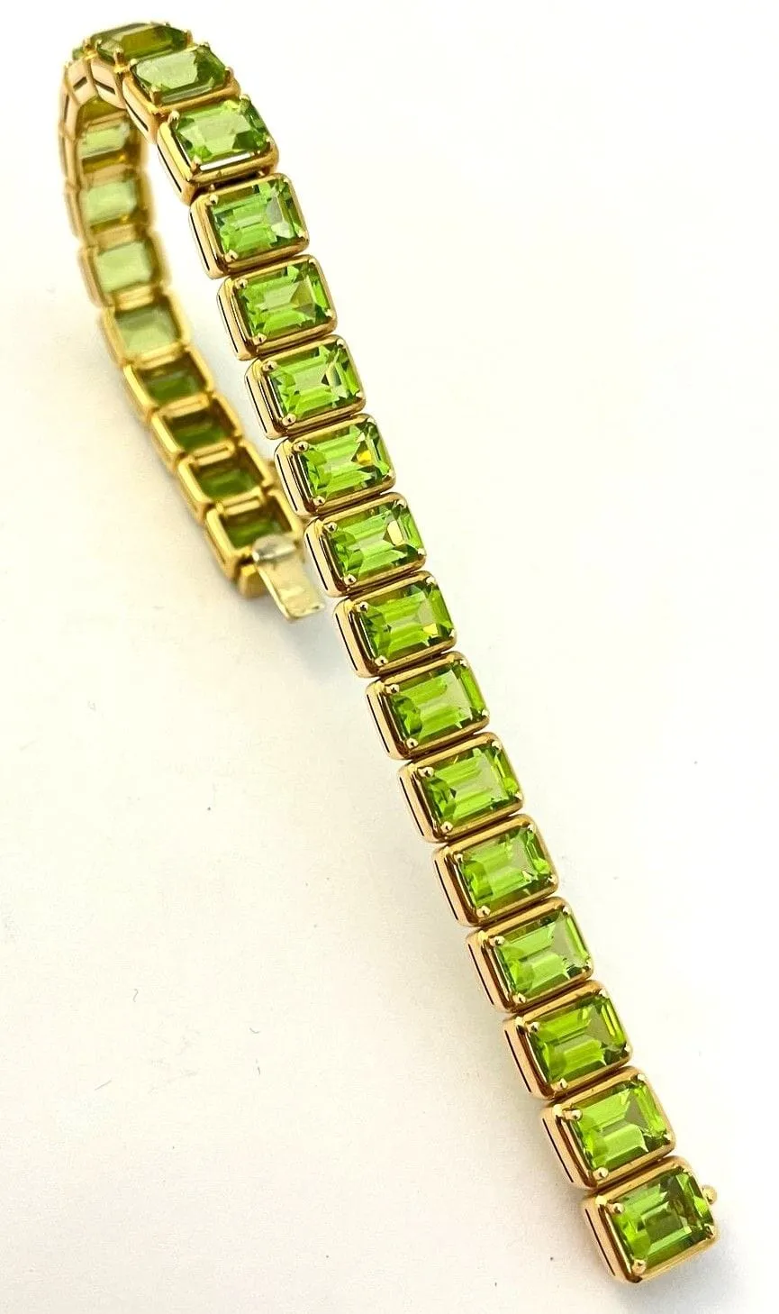 Bracelet péridots taille émeraude sold by 58 Facettes product image thumbnail 5
