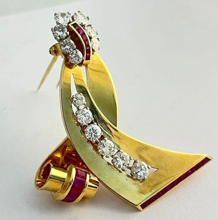 Rubis retro, broche ruban par Lackritz sold by 58 Facettes