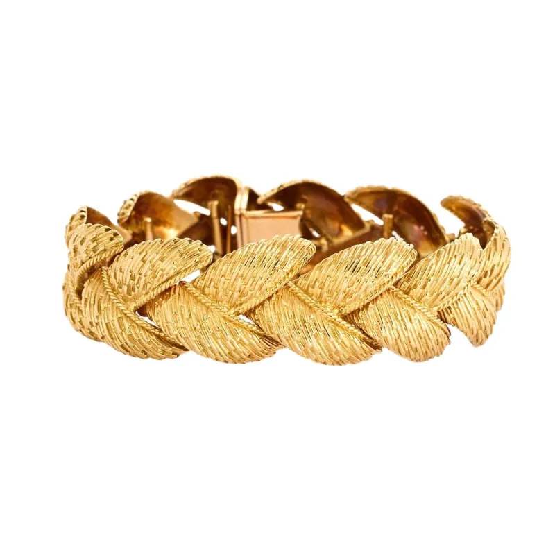 Bracelet feuillagé en or jaune sold by 58 Facettes