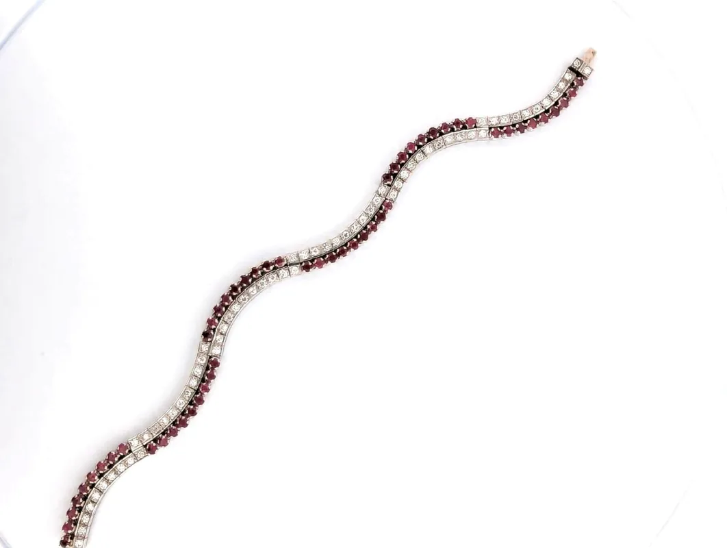 Bracelet en or blanc avec diamants et rubis sold by 58 Facettes