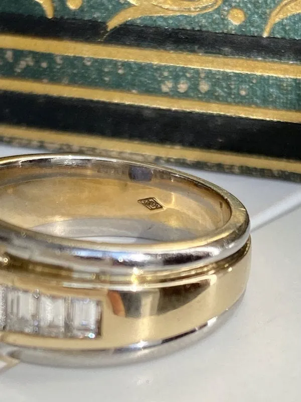 Bague en or jaune et blanc 18K saphir et diamants sold by 58 Facettes product image thumbnail 5