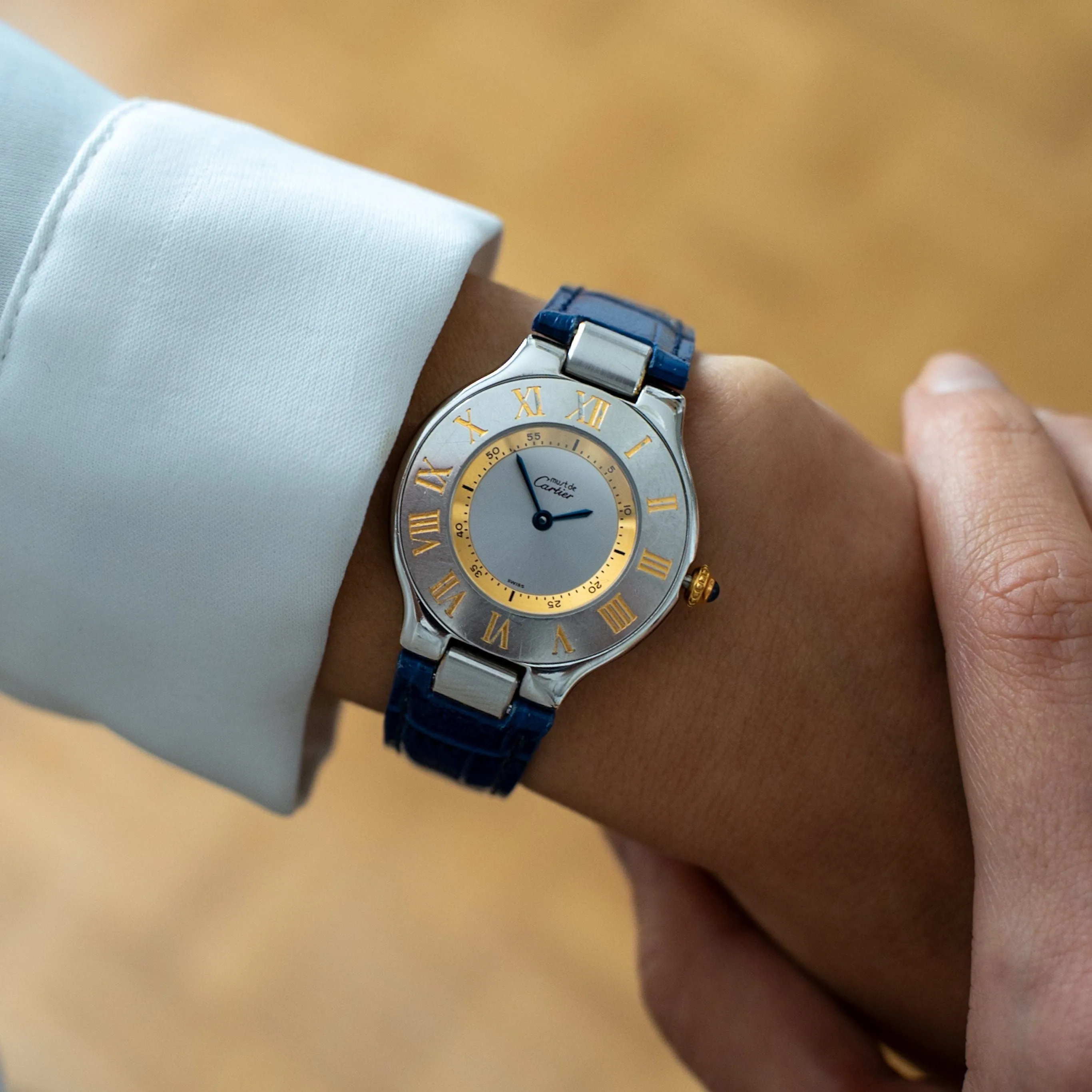Cartier - Montre "Must 21" - Cadran argenté - Moyen modèle sold by 58 Facettes product image thumbnail 2