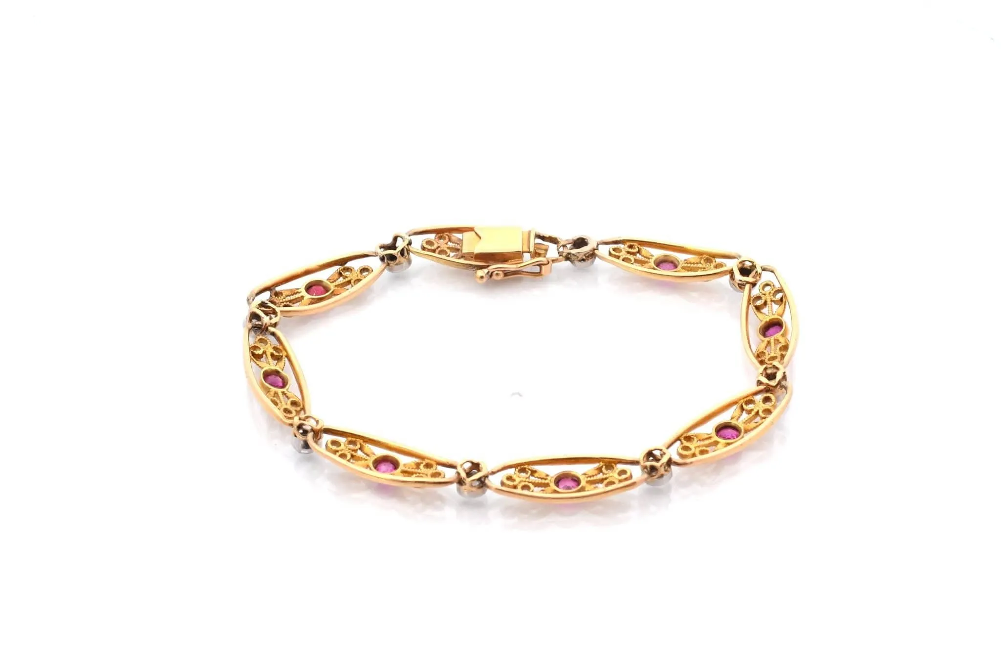 Bracelet 1900 rubis et diamants en or sold by 58 Facettes product image thumbnail 3