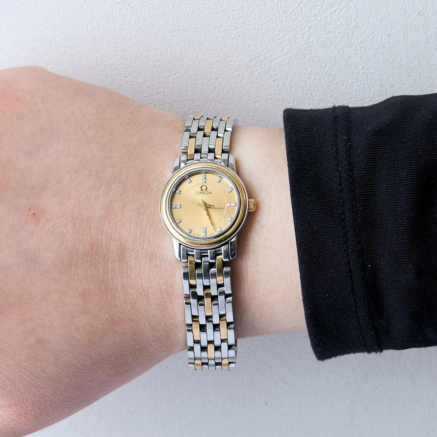 OMEGA - Deville Prestige 6504/838 - Montre or jaune et acier sold by 58 Facettes product image thumbnail 2