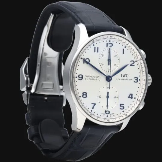 Montre IWC Portugaise Chronographe sold by 58 Facettes product image thumbnail 5