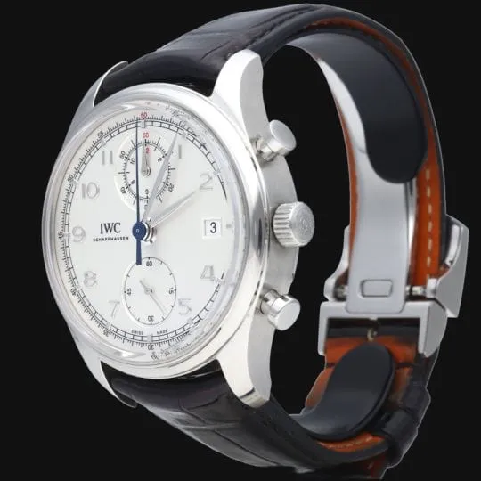 Montre IWC Portugaise Chronographe sold by 58 Facettes product image thumbnail 3