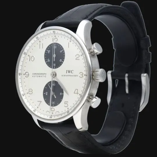 Montre IWC Portugaise Chronographe sold by 58 Facettes product image thumbnail 3