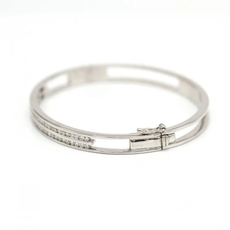 Bracelet en or blanc et diamants sold by 58 Facettes