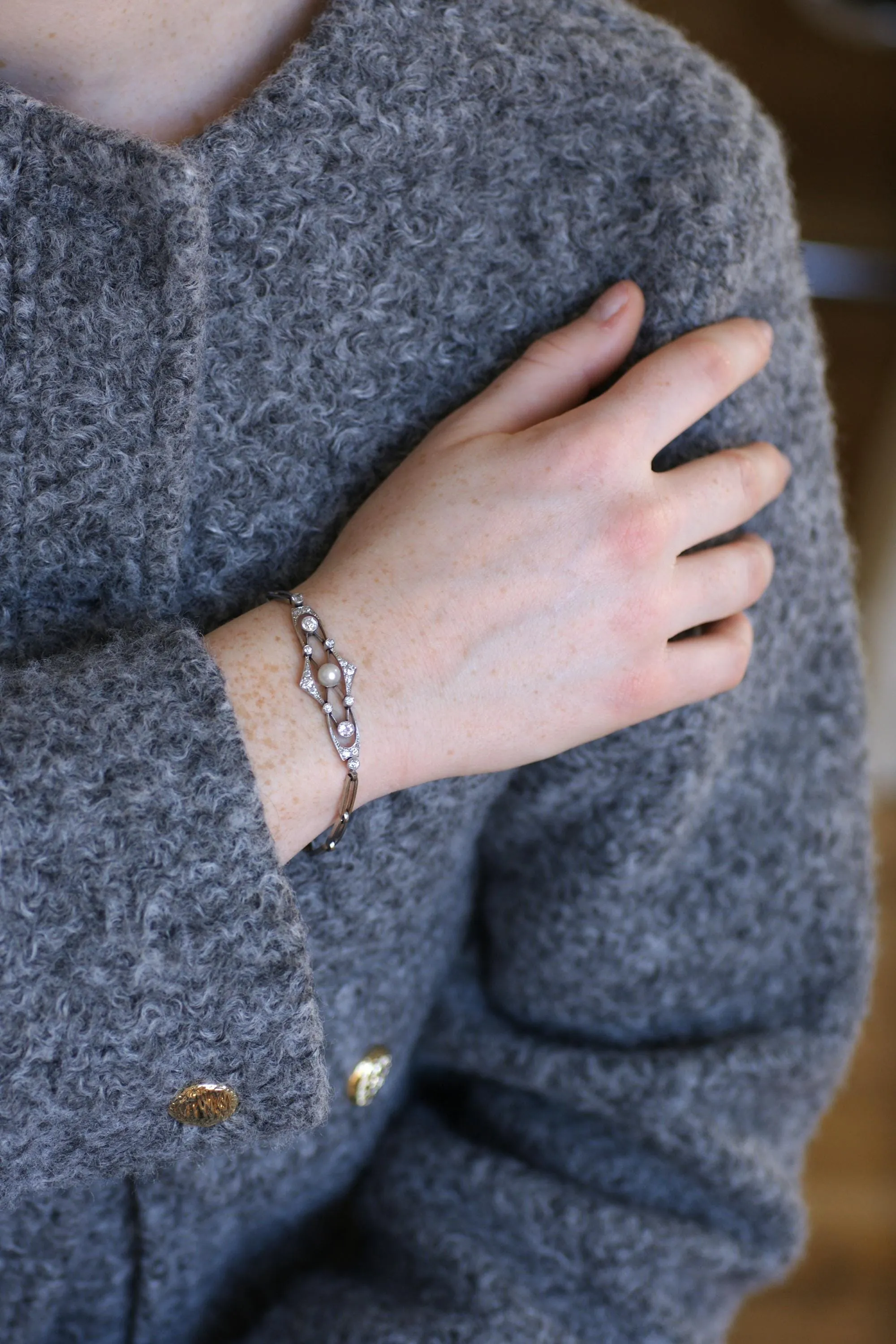 Bracelet Art Deco Perle Fine et Diamants sur Platine sold by 58 Facettes product image thumbnail 2