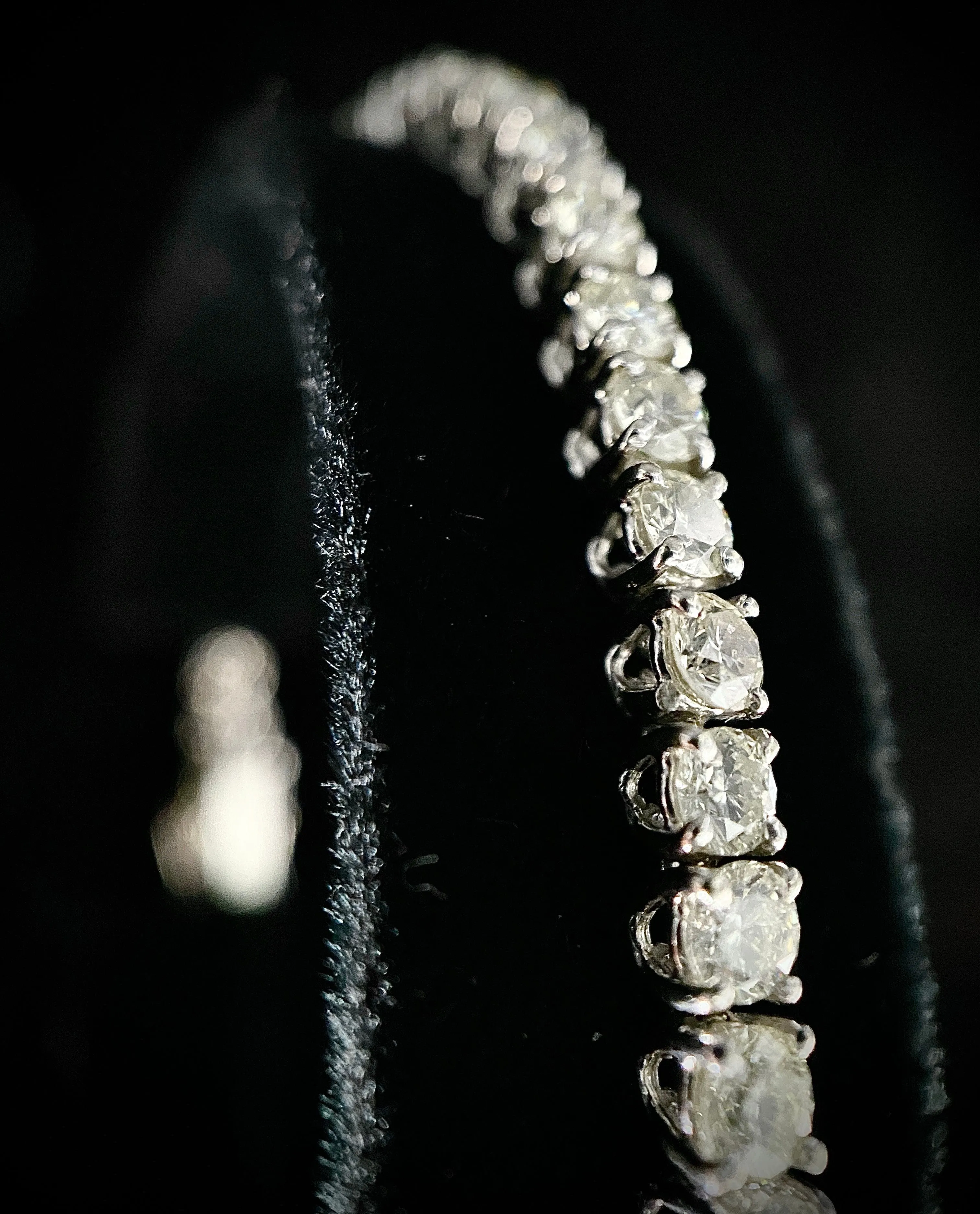 Bracelet rivière or blanc diamants 5,40 carats sold by 58 Facettes product image thumbnail 4