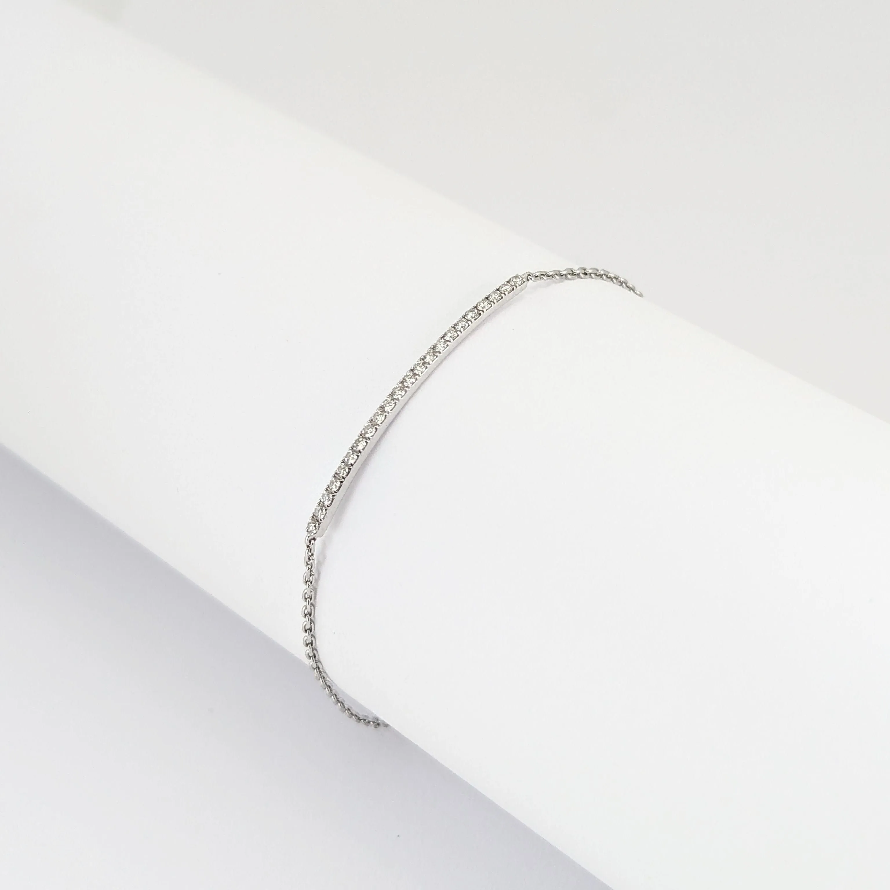 Bracelet en or blanc et diamants sold by 58 Facettes product image thumbnail 5