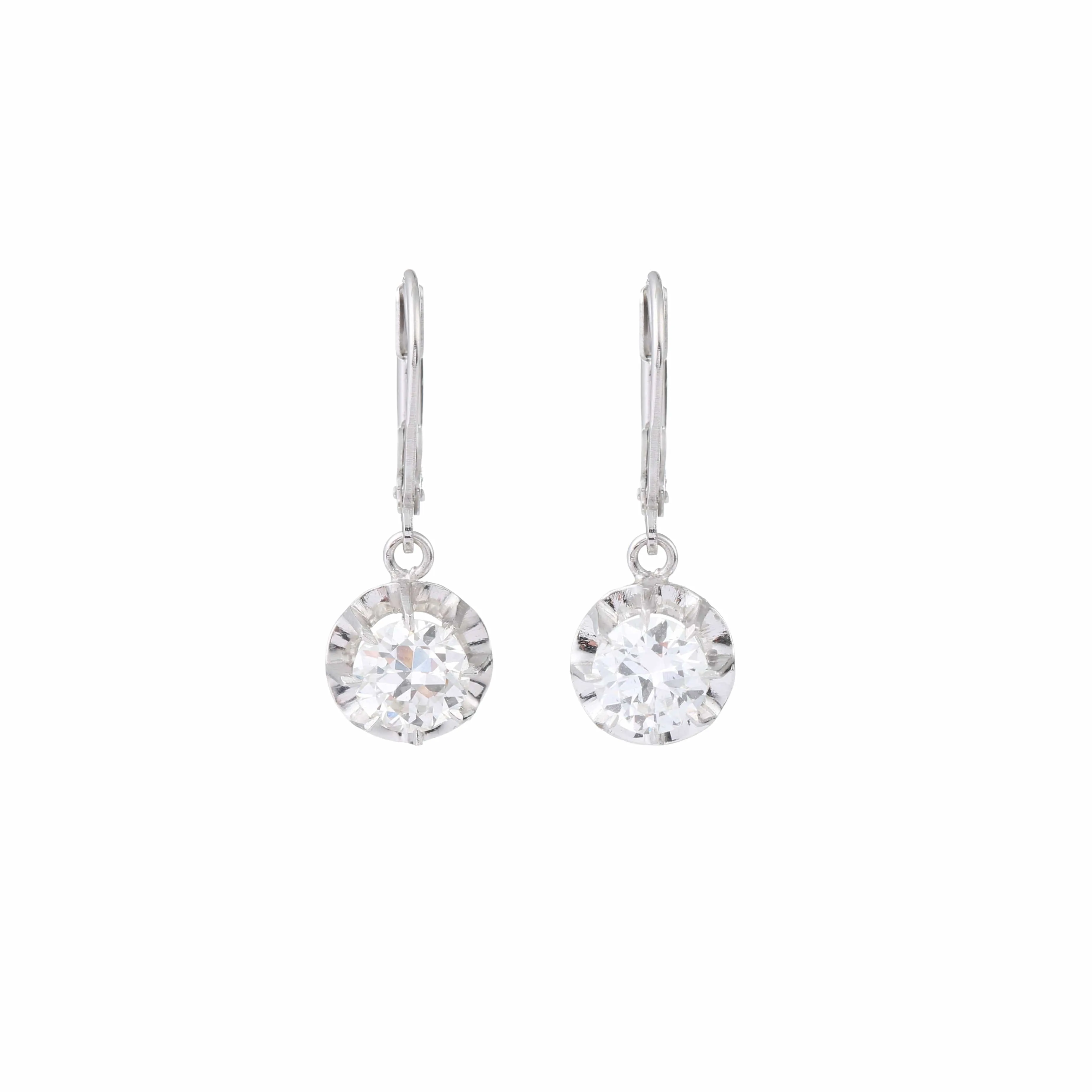 Boucles d'Oreilles Dormeuses Diamants 1.70 Carats Platine Or Gris 18 Carats sold by 58 Facettes