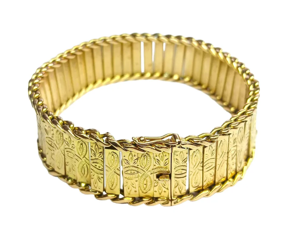 Bracelet manchette en or jaune à décor floral sold by 58 Facettes