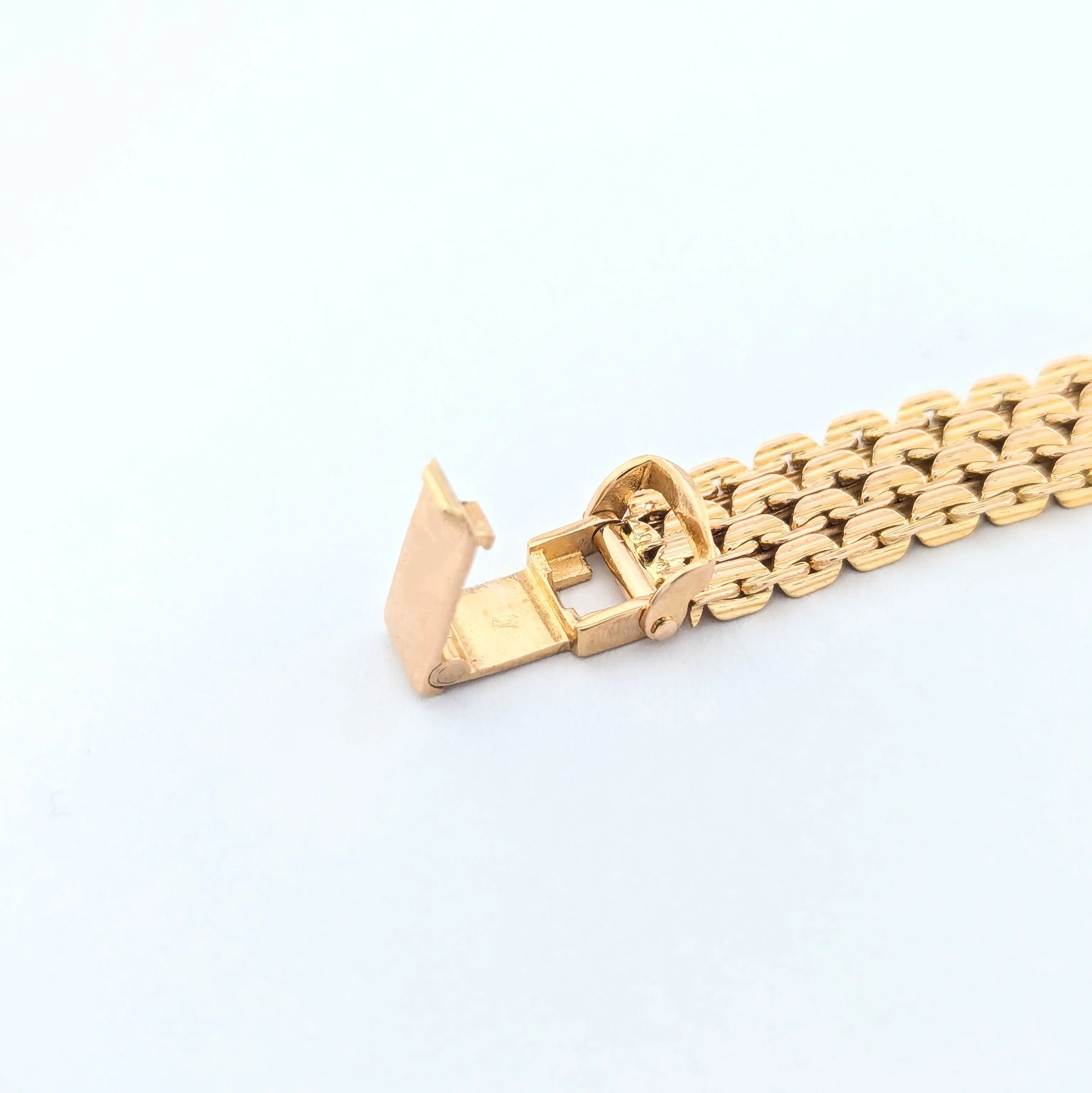 Bracelet Art déco en or jaune diamants et saphirs sold by 58 Facettes product image thumbnail 4