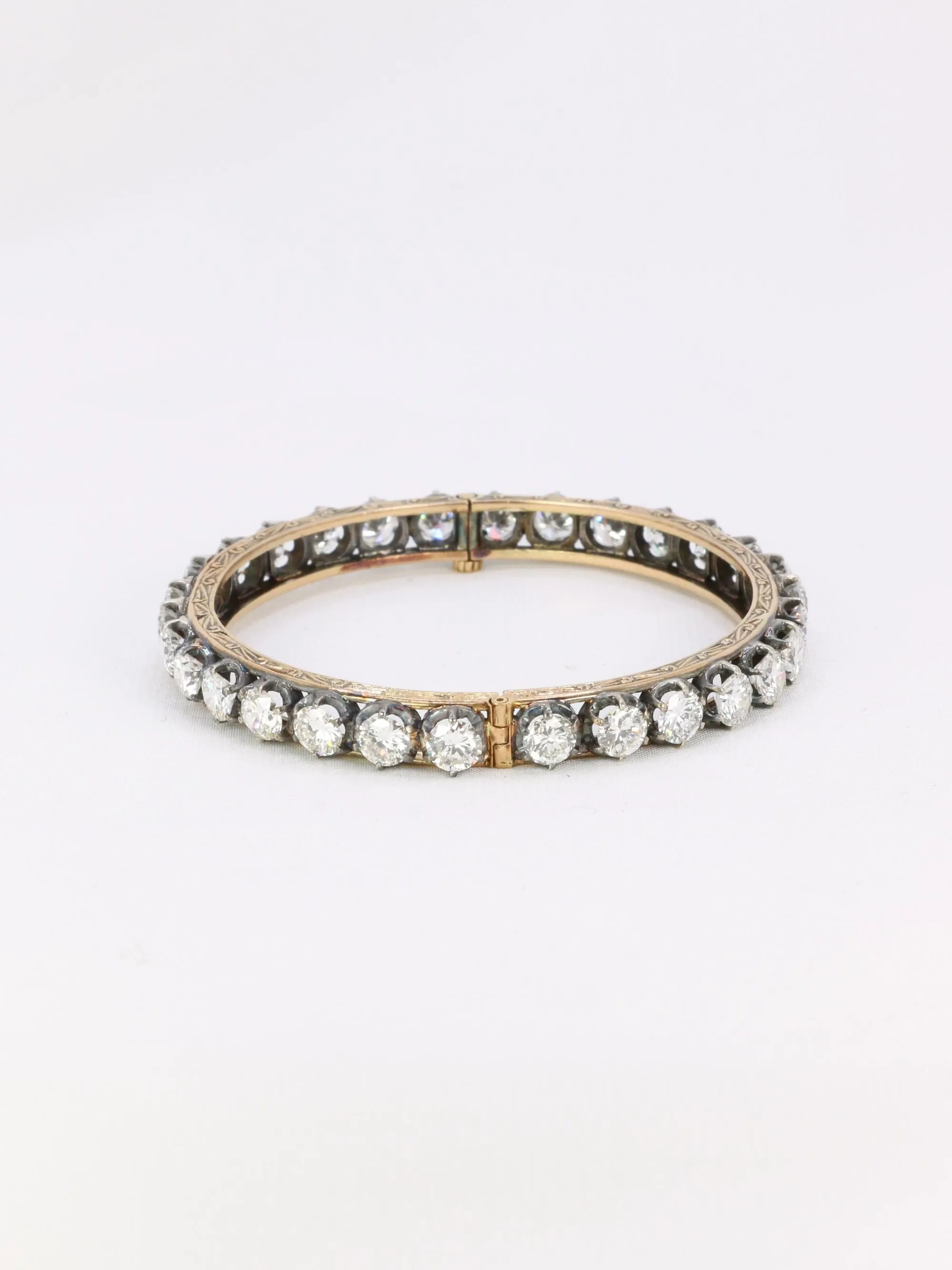 Bracelet jonc vintage or argent diamants 12 ct sold by 58 Facettes product image thumbnail 4
