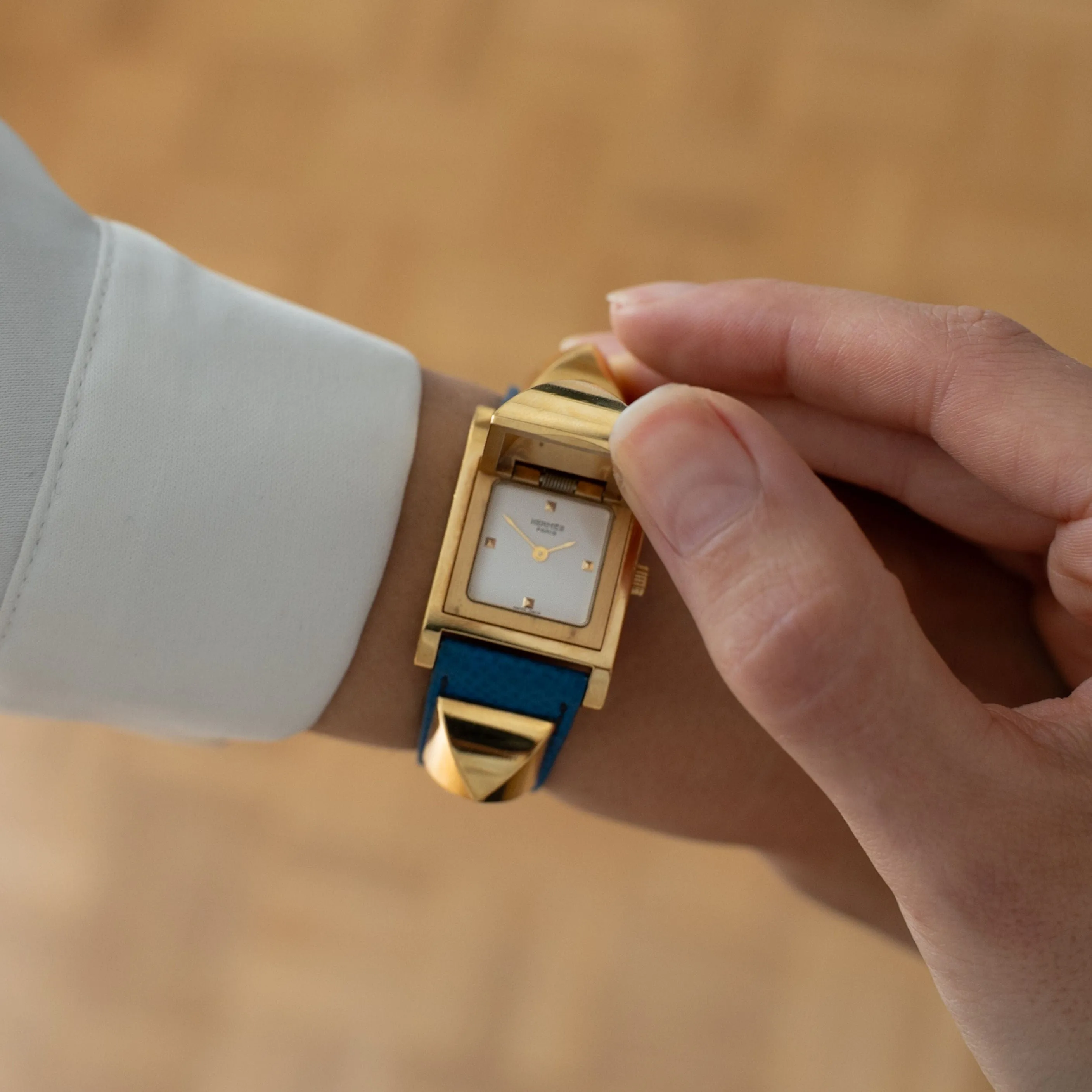 Hermès Médor - Ivory dial sold by 58 Facettes product image thumbnail 3