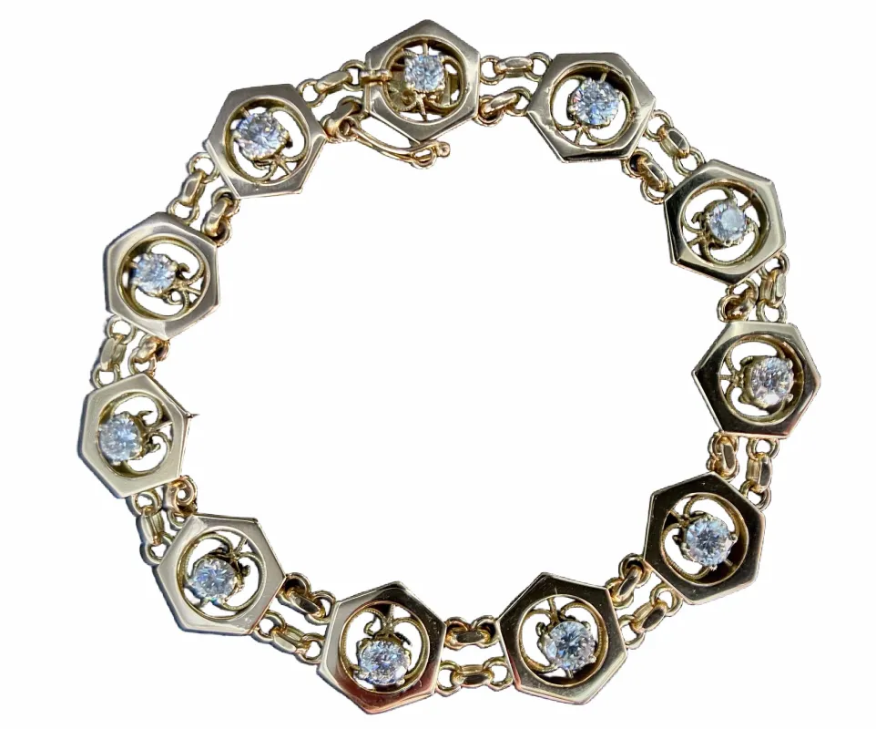 Bracelet à motifs hexagonaux en or jaune 18 carats et diamants sold by 58 Facettes