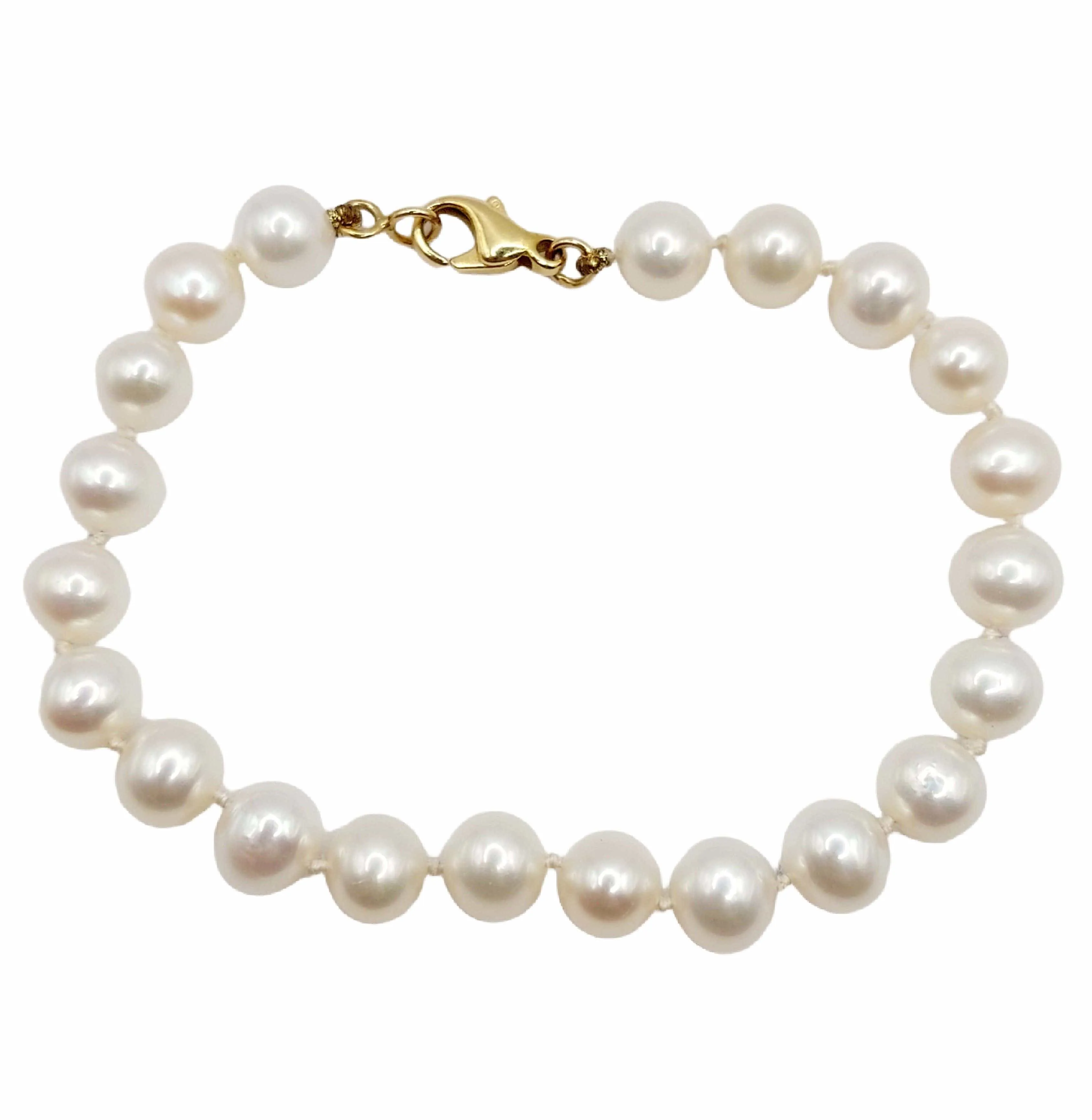 Bracelet vintage or jaune orné de perles de cultures sold by 58 Facettes