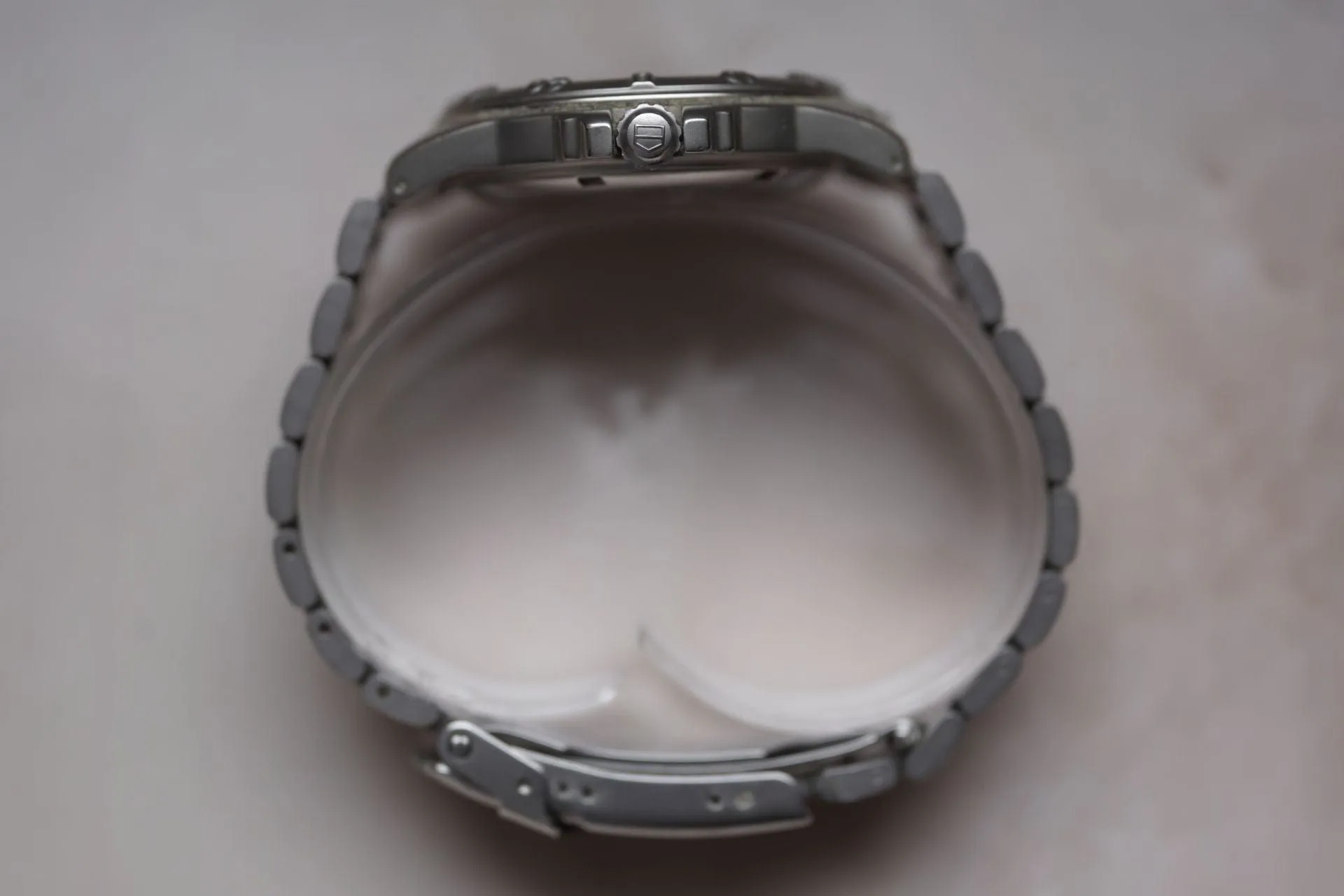 TAG Heuer - Montre Professional Série 2000 WF1112-0 sold by 58 Facettes product image thumbnail 3