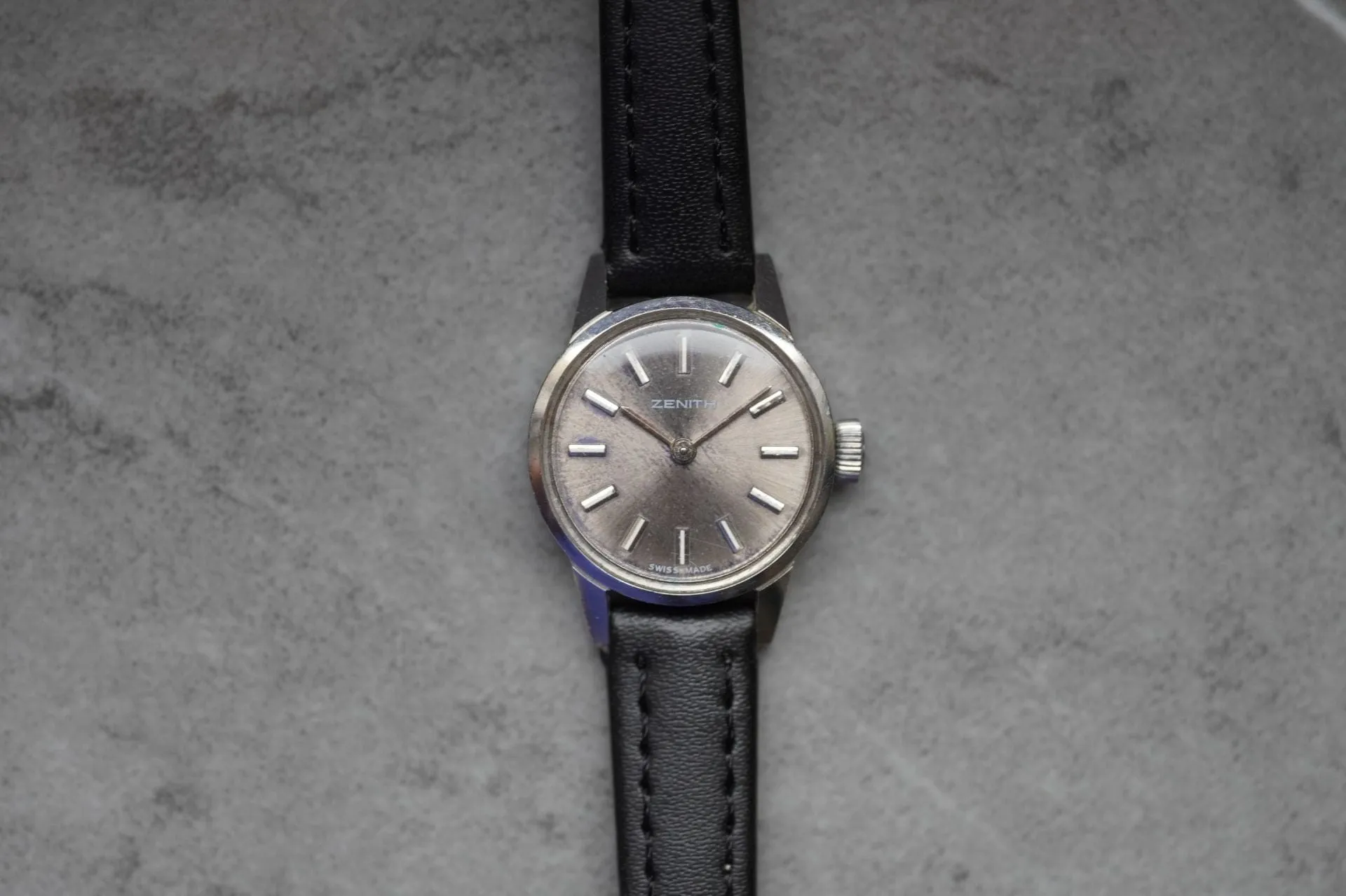 Zenith Vintage 191 E 480 sold by 58 Facettes product image thumbnail 5