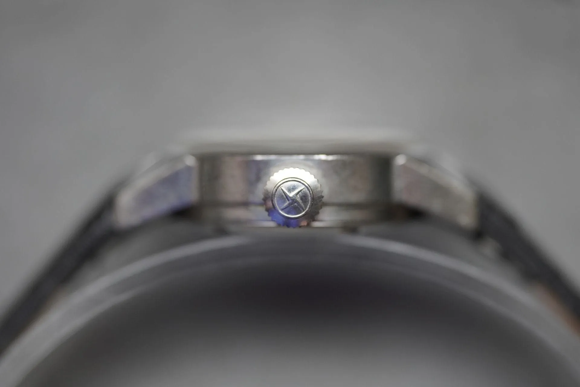 Zenith Vintage 191 E 480 sold by 58 Facettes product image thumbnail 3