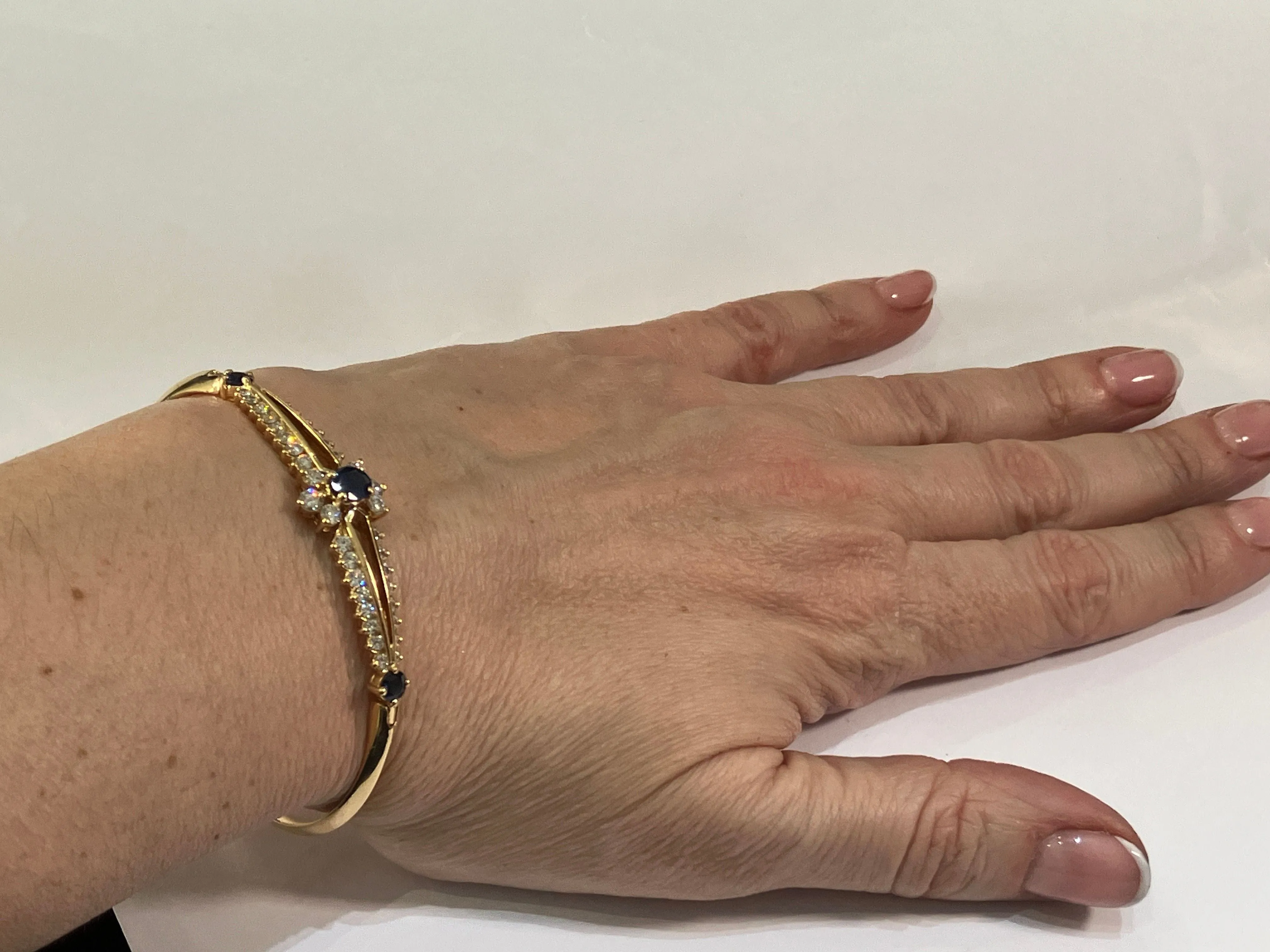 Bracelet or jaune saphir diamants sold by 58 Facettes product image thumbnail 3