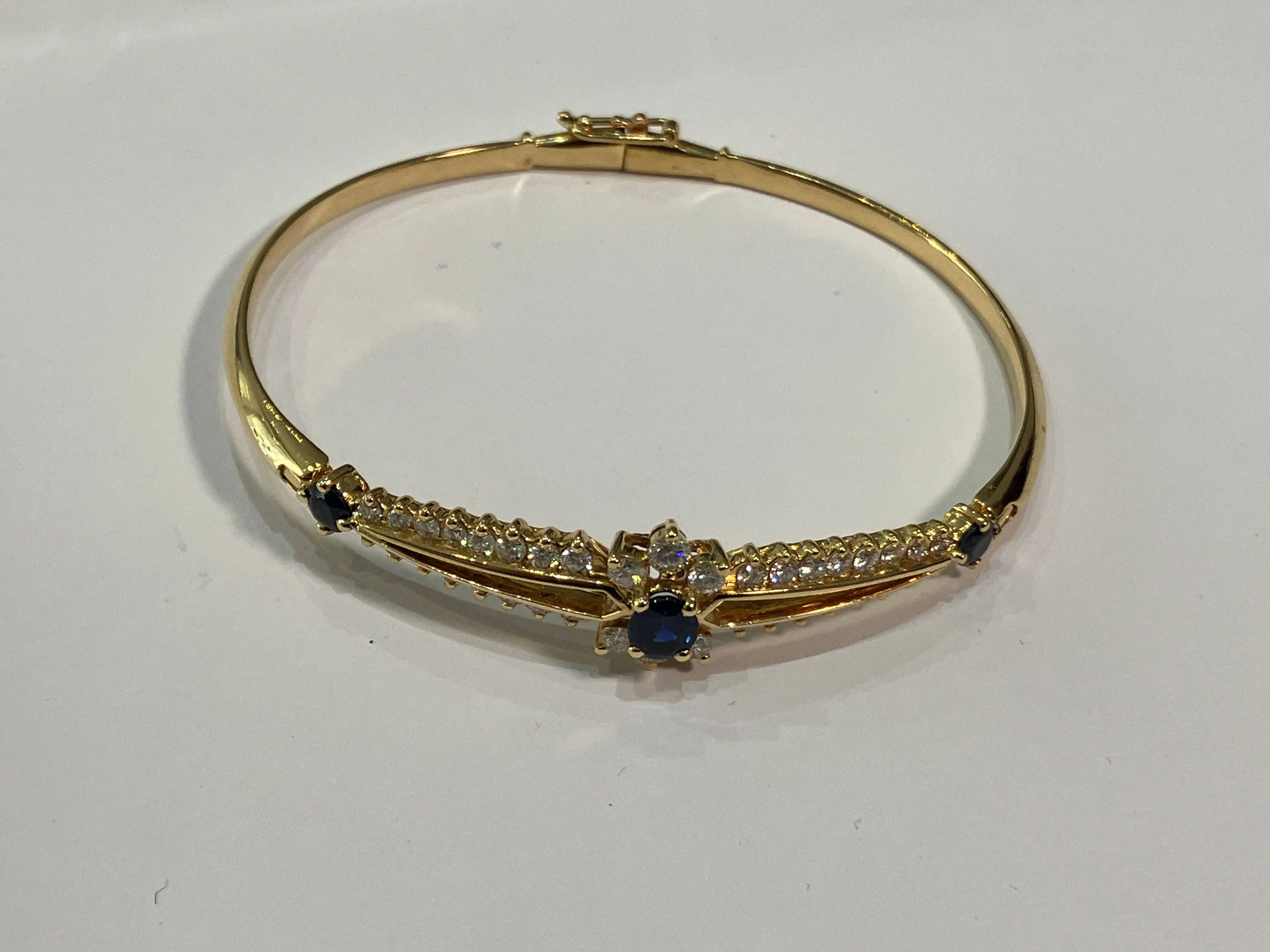 Bracelet or jaune saphir diamants sold by 58 Facettes product image thumbnail 4