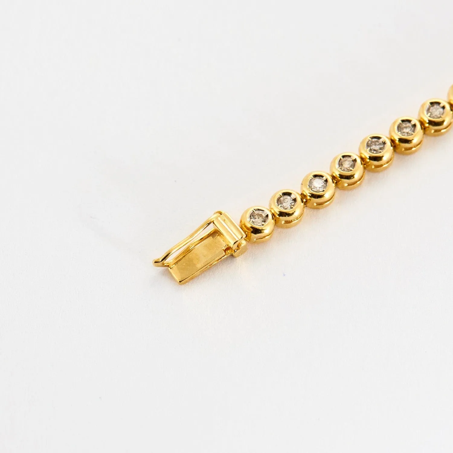 Bracelet ligne en or jaune et diamants sold by 58 Facettes product image thumbnail 4