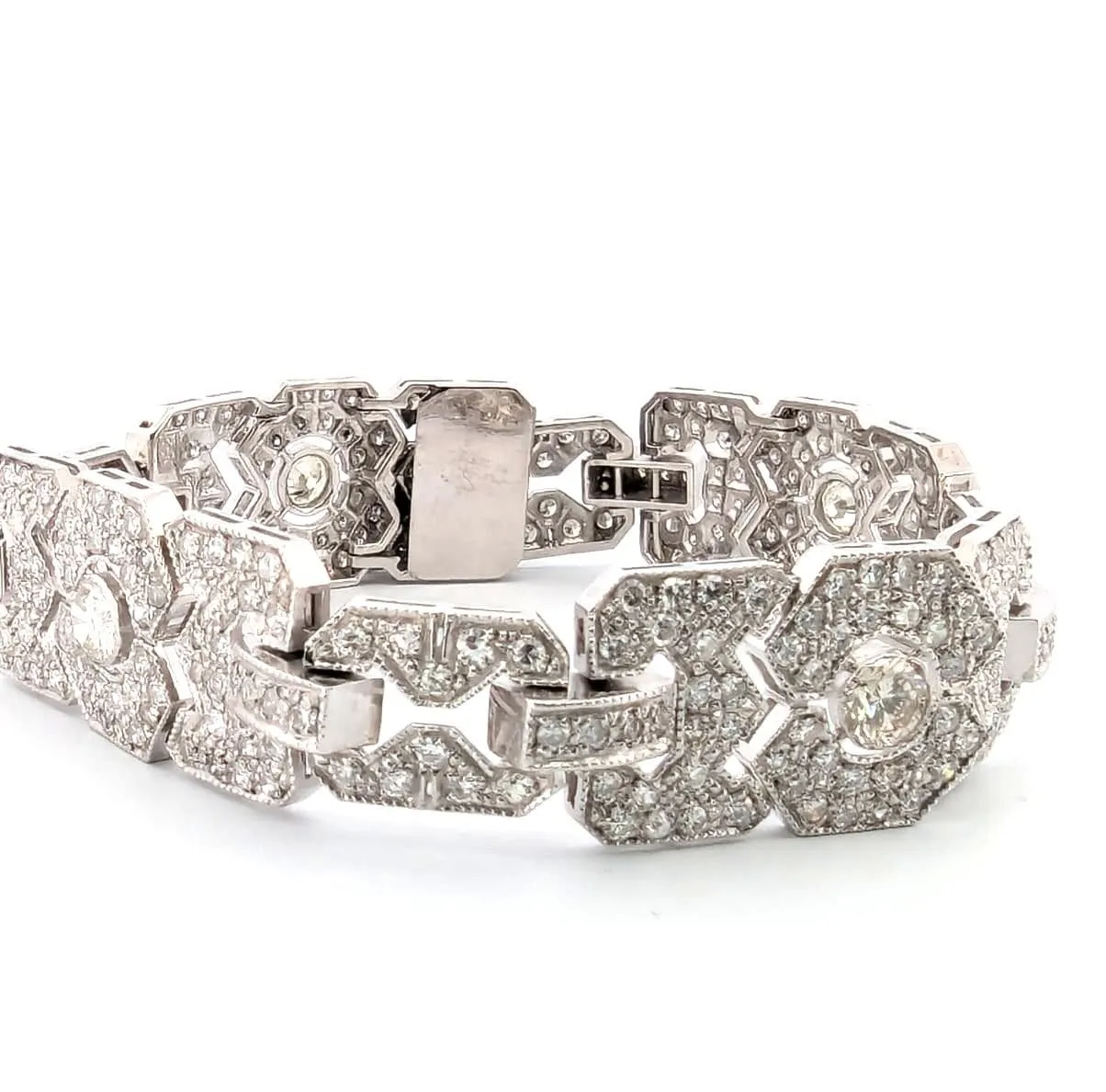 Bracelet Art Déco en platine massif avec diamants sold by 58 Facettes